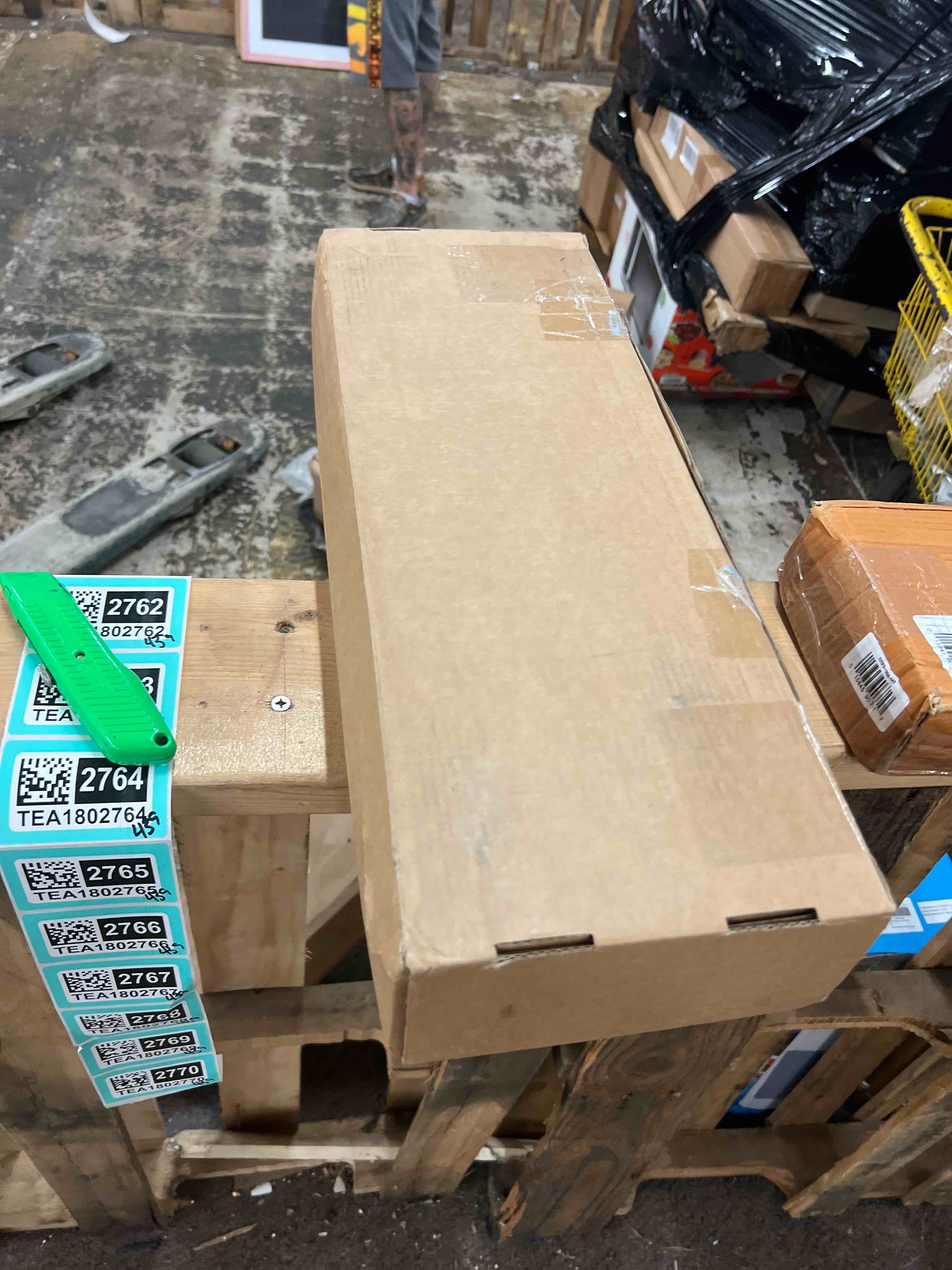https://s3.amazonaws.com/lotting-images-prod/phillipi/TEA1802770_1758559546590.jpeg