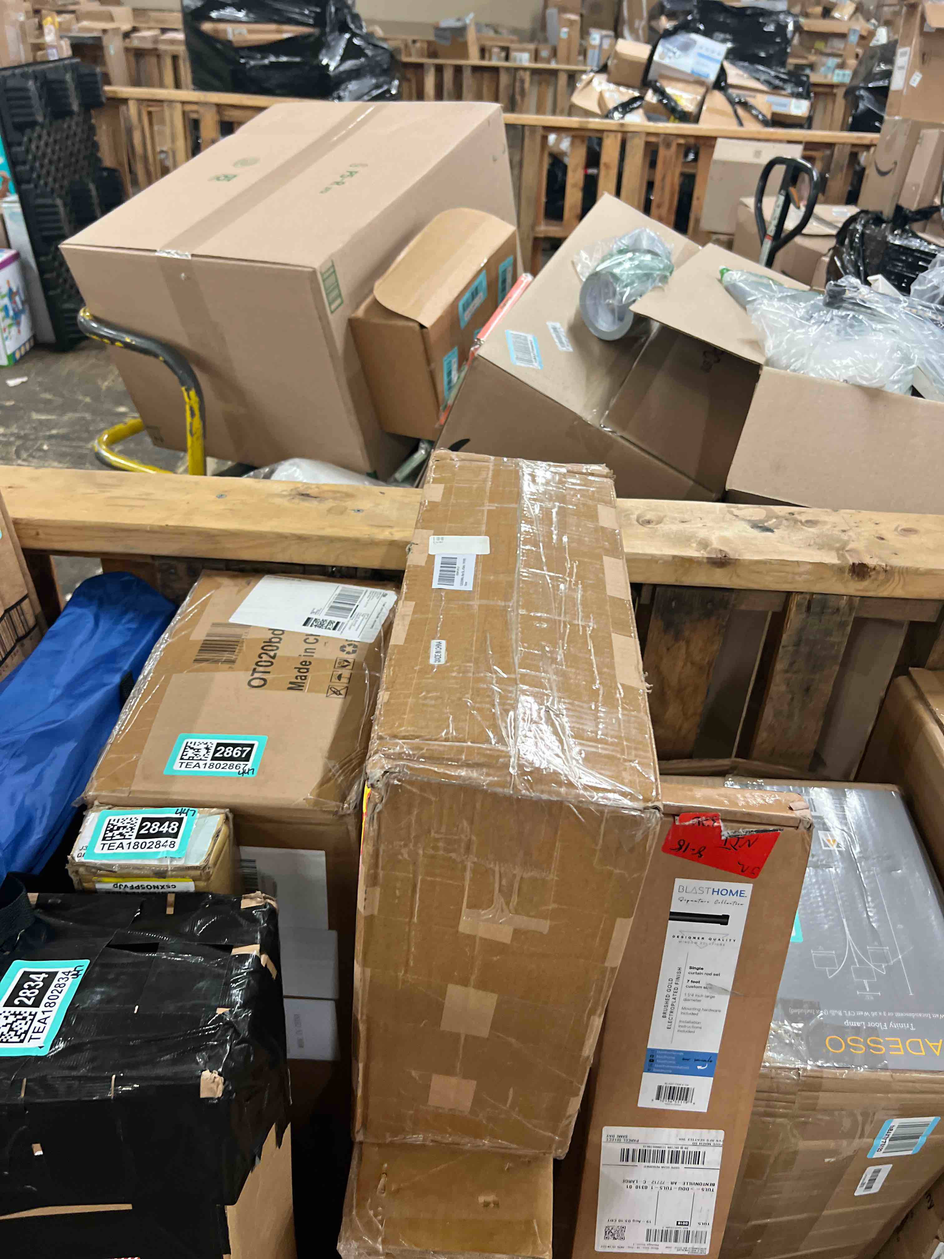 https://s3.amazonaws.com/lotting-images-prod/phillipi/TEA1802835_1758591087158.jpeg