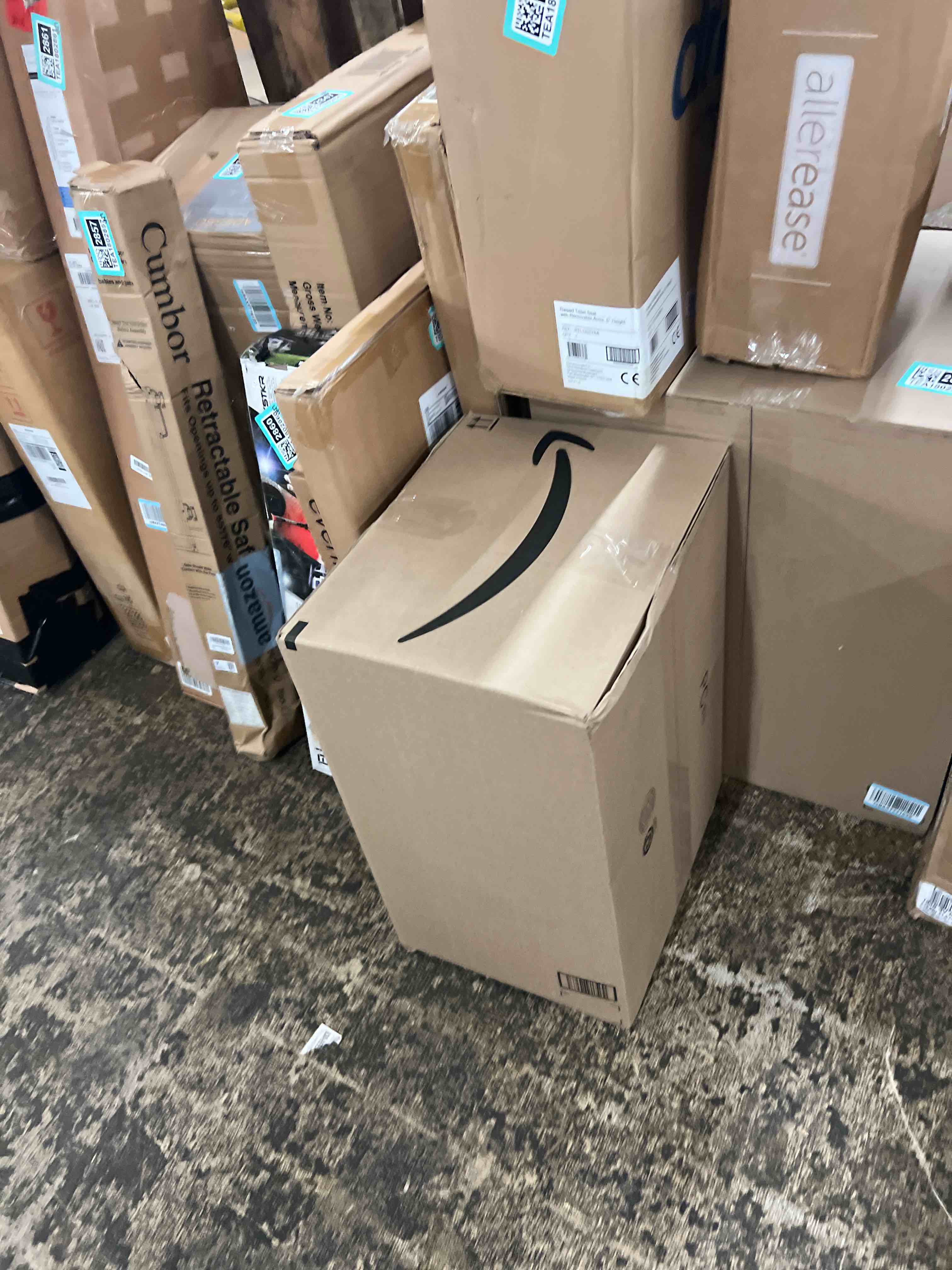 https://s3.amazonaws.com/lotting-images-prod/phillipi/TEA1802856_1758591448697.jpeg