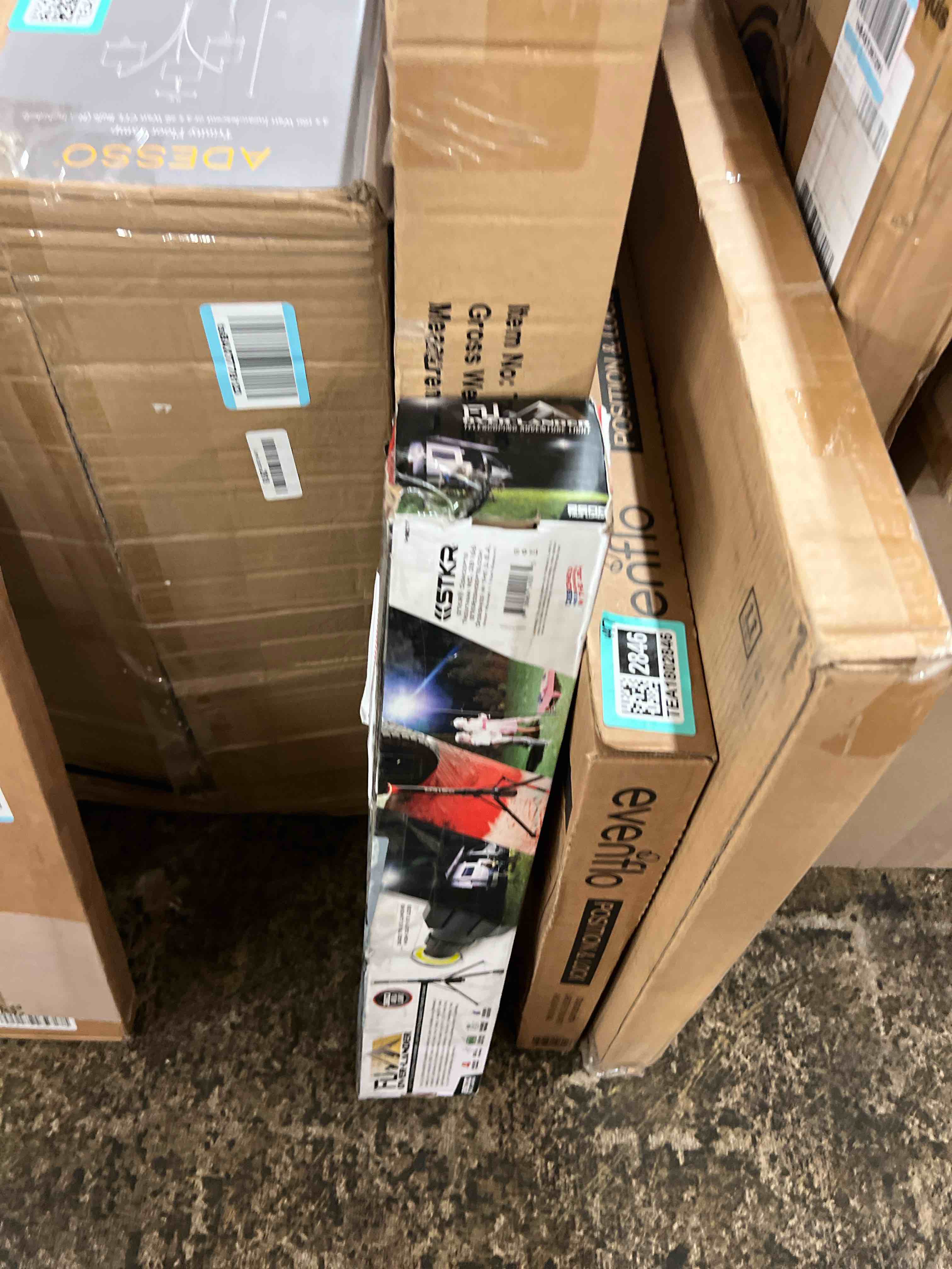 https://s3.amazonaws.com/lotting-images-prod/phillipi/TEA1802860_1758591219064.jpeg