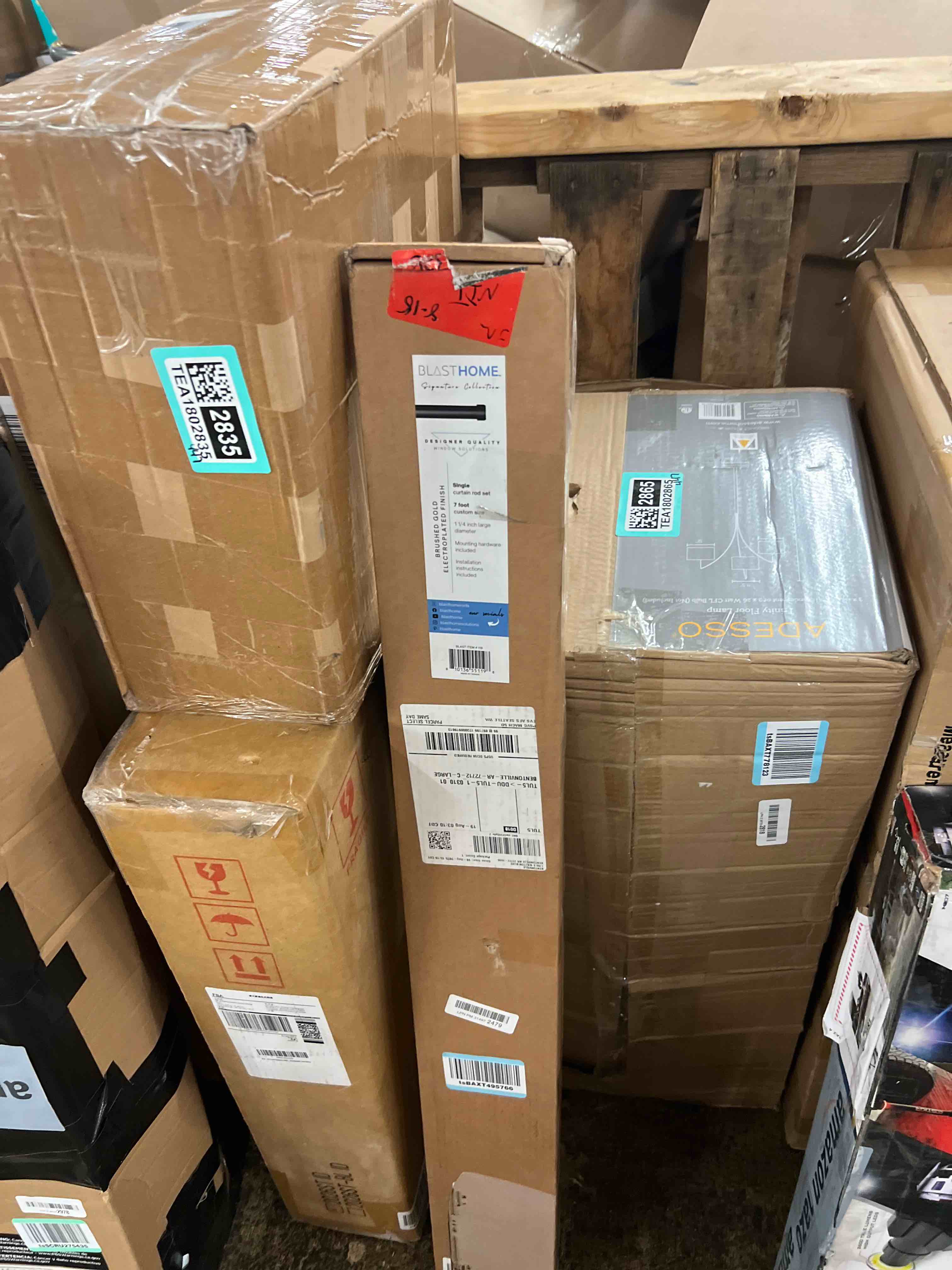 https://s3.amazonaws.com/lotting-images-prod/phillipi/TEA1802861_1758591179898.jpeg