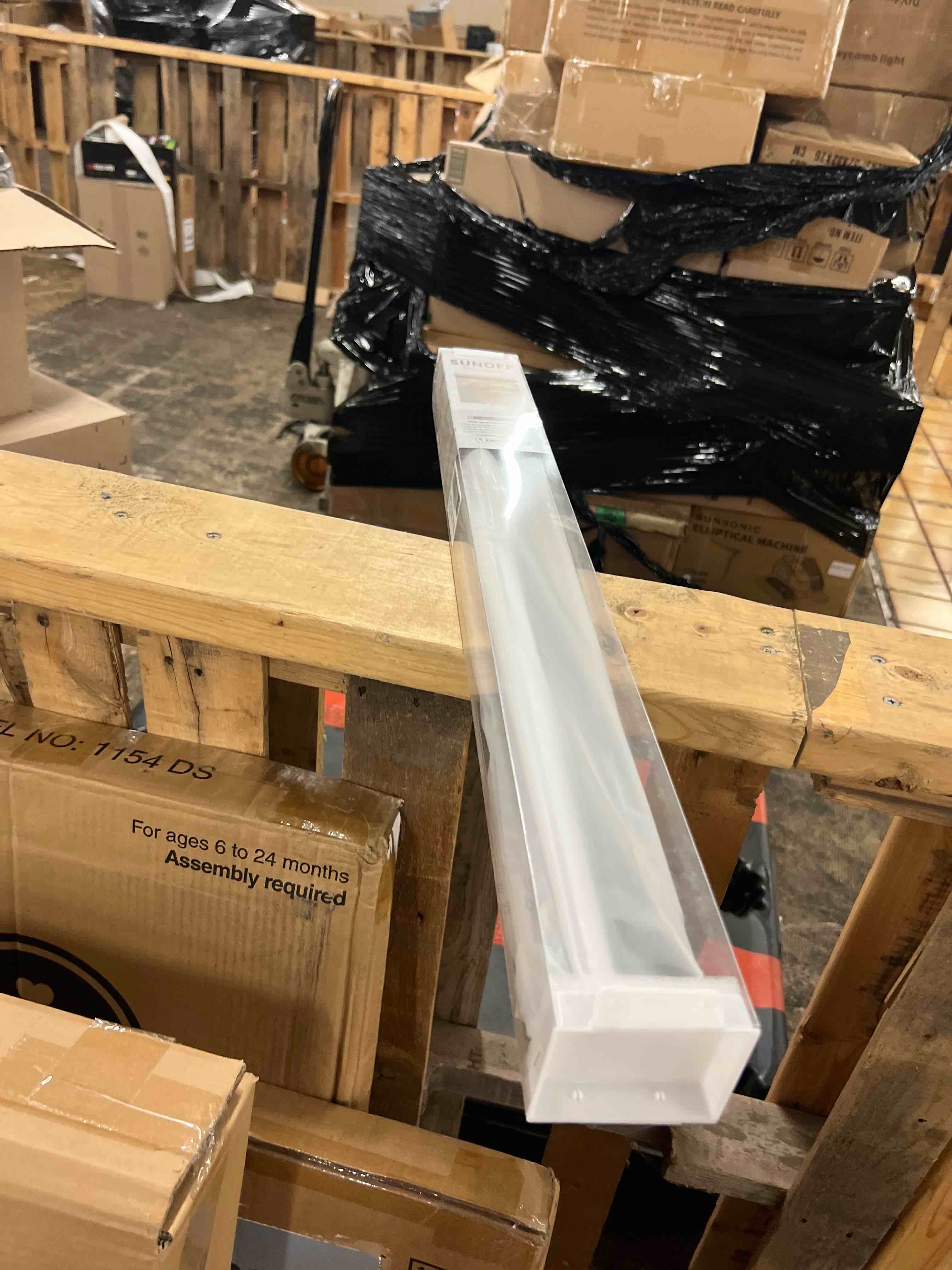 https://s3.amazonaws.com/lotting-images-prod/phillipi/TEA1802864_1758588731634.jpeg