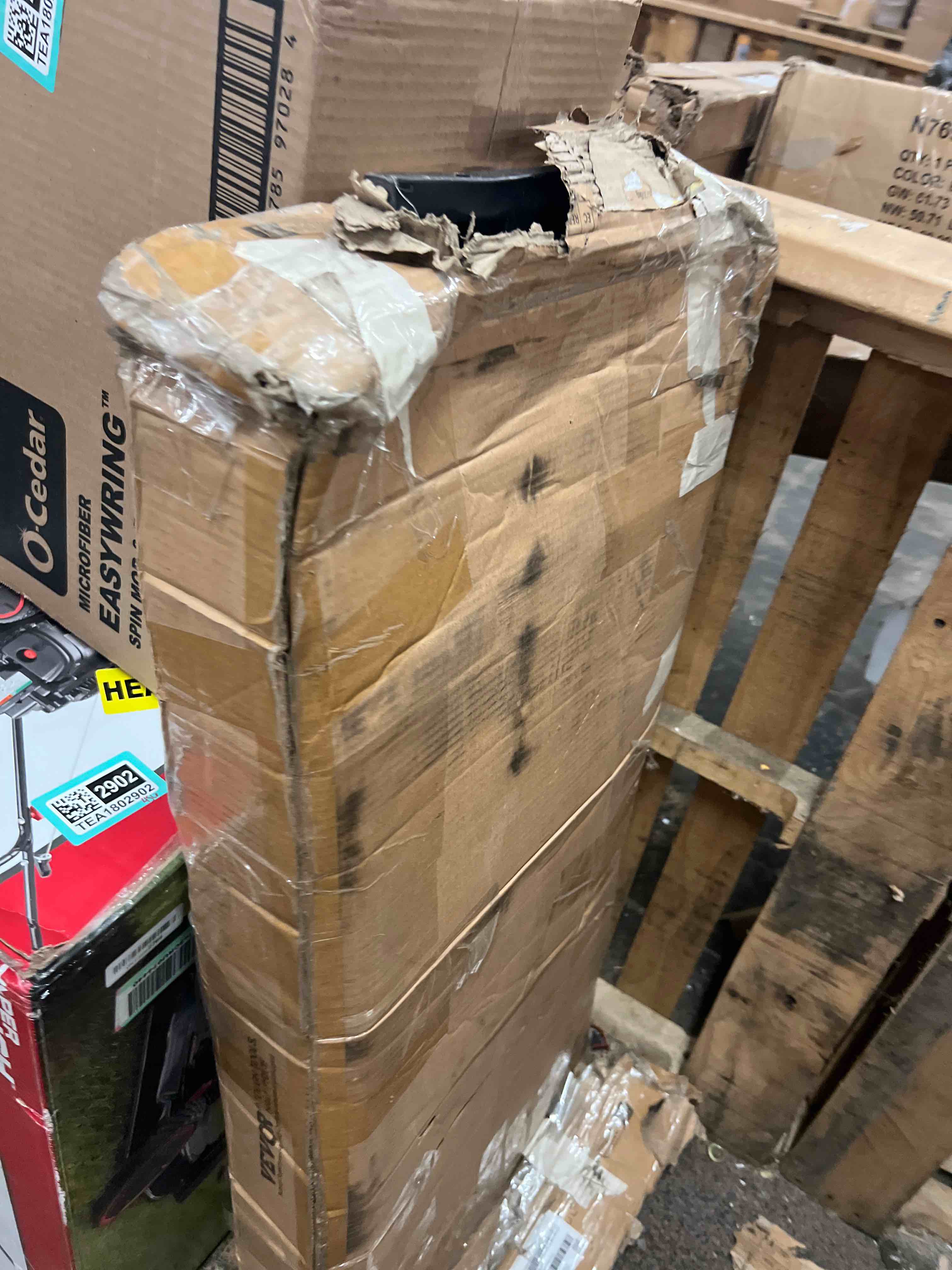 https://s3.amazonaws.com/lotting-images-prod/phillipi/TEA1802881_1758673224045.jpeg