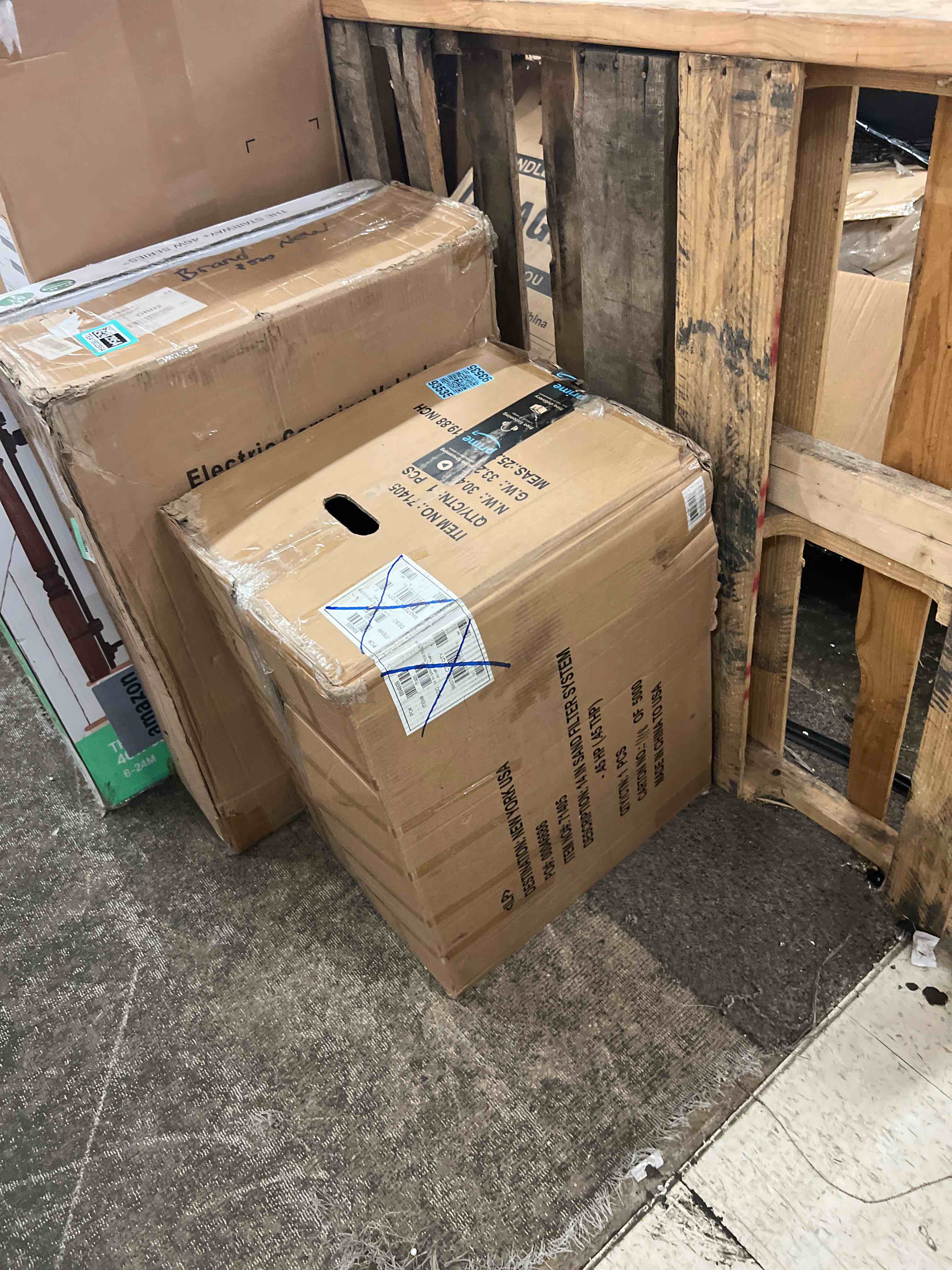 https://s3.amazonaws.com/lotting-images-prod/phillipi/TEA1802953_1758679256261.jpeg