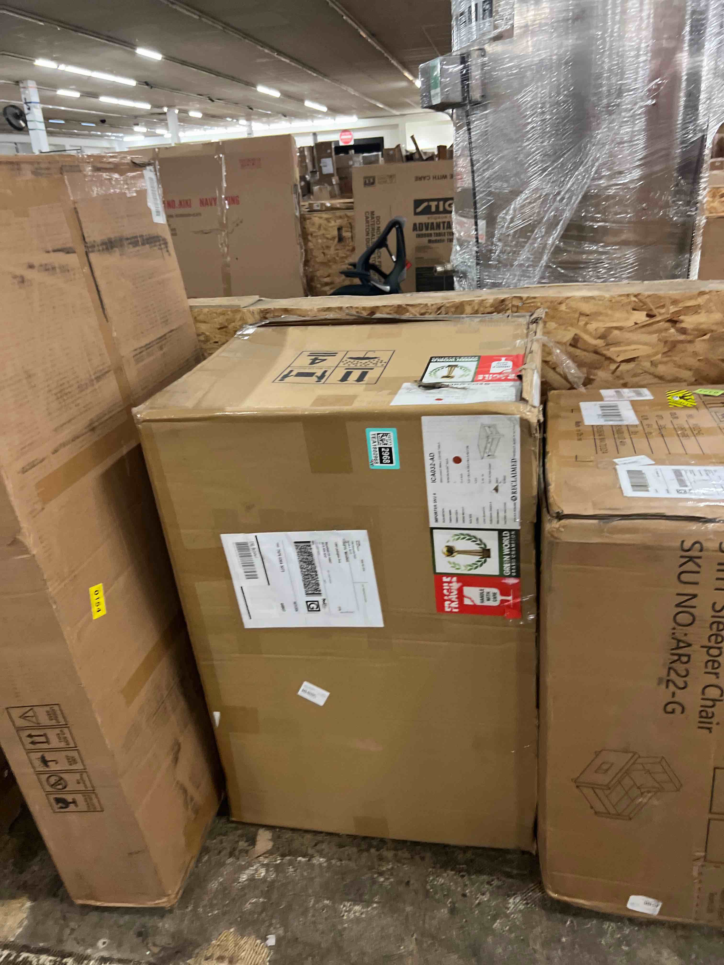 https://s3.amazonaws.com/lotting-images-prod/phillipi/TEA1802968_1758840359427.jpeg