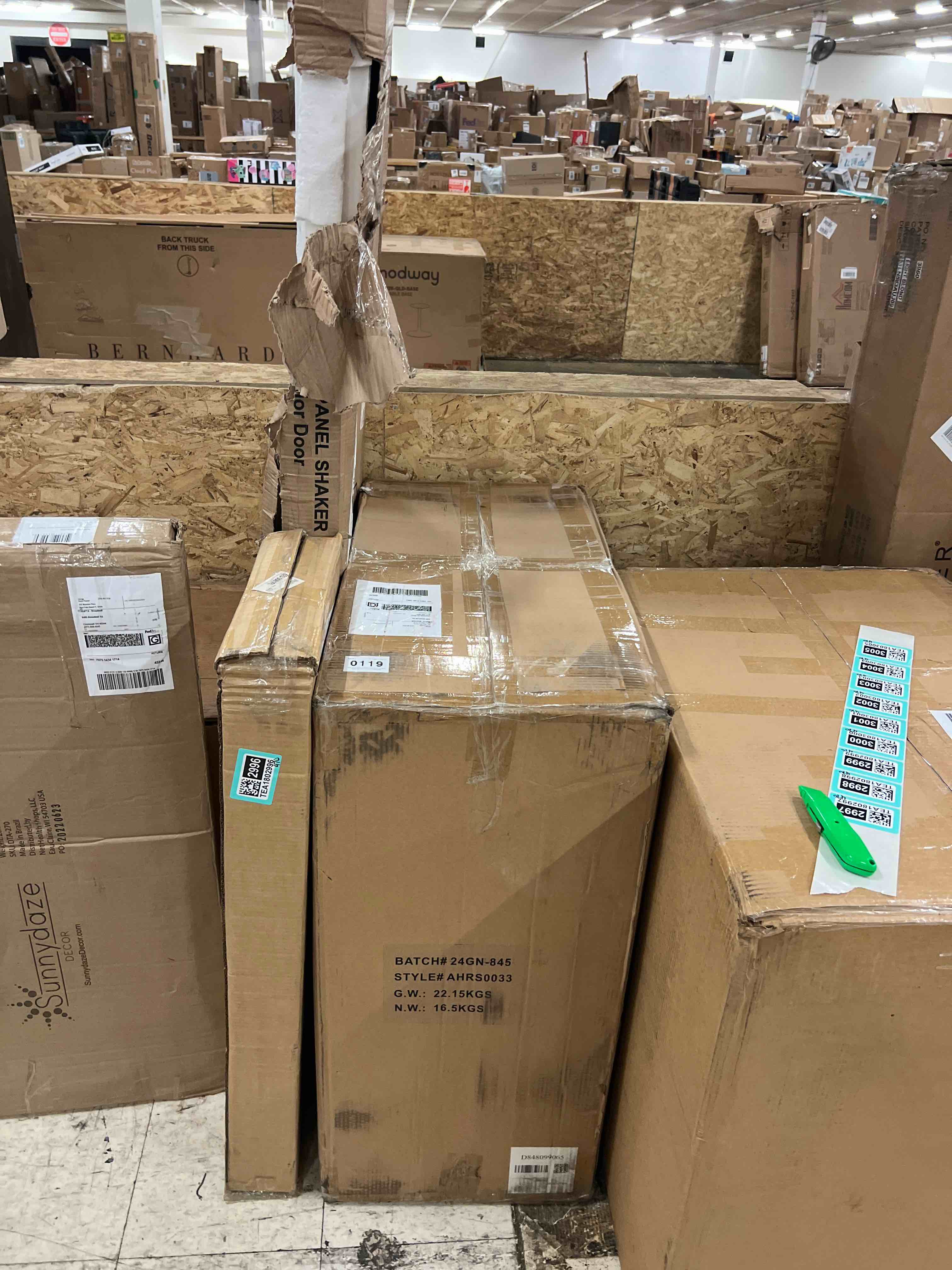 https://s3.amazonaws.com/lotting-images-prod/phillipi/TEA1802998_1758844838114.jpeg