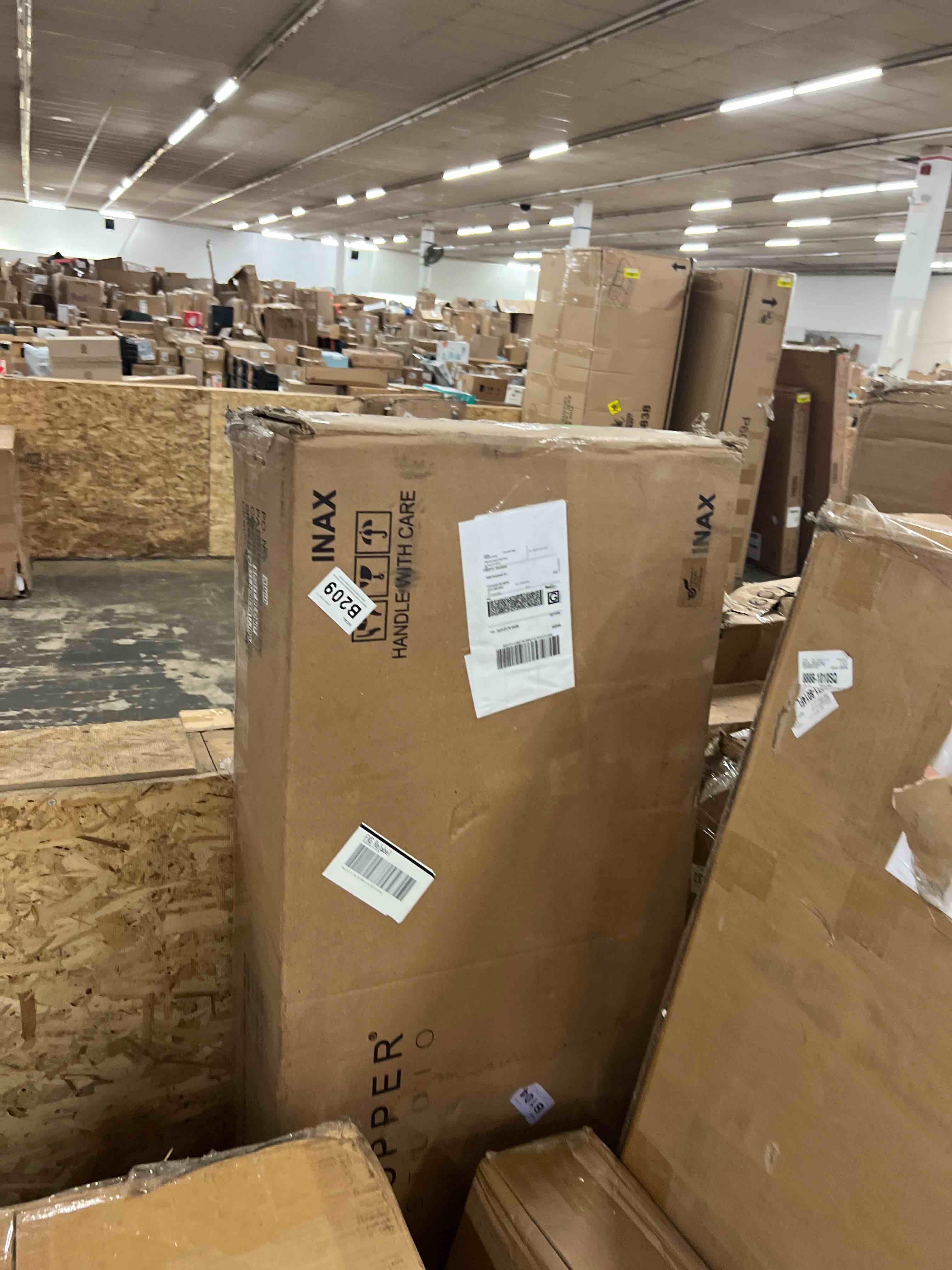 https://s3.amazonaws.com/lotting-images-prod/phillipi/TEA1802999_1758845355509.jpeg