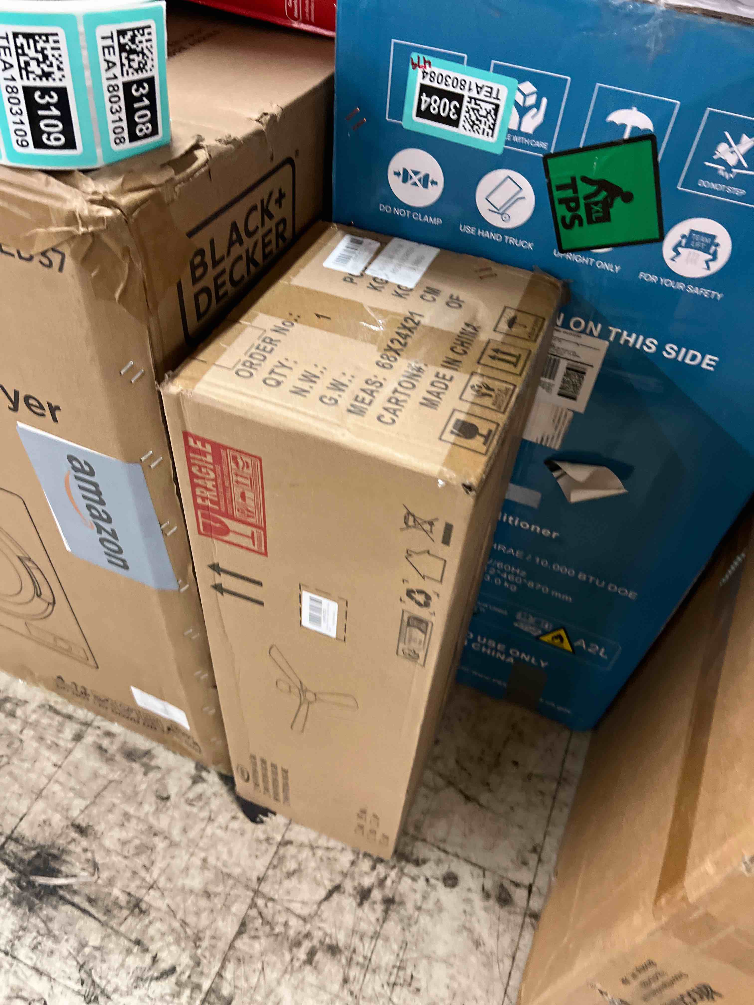 https://s3.amazonaws.com/lotting-images-prod/phillipi/TEA1803102_1759167569945.jpeg