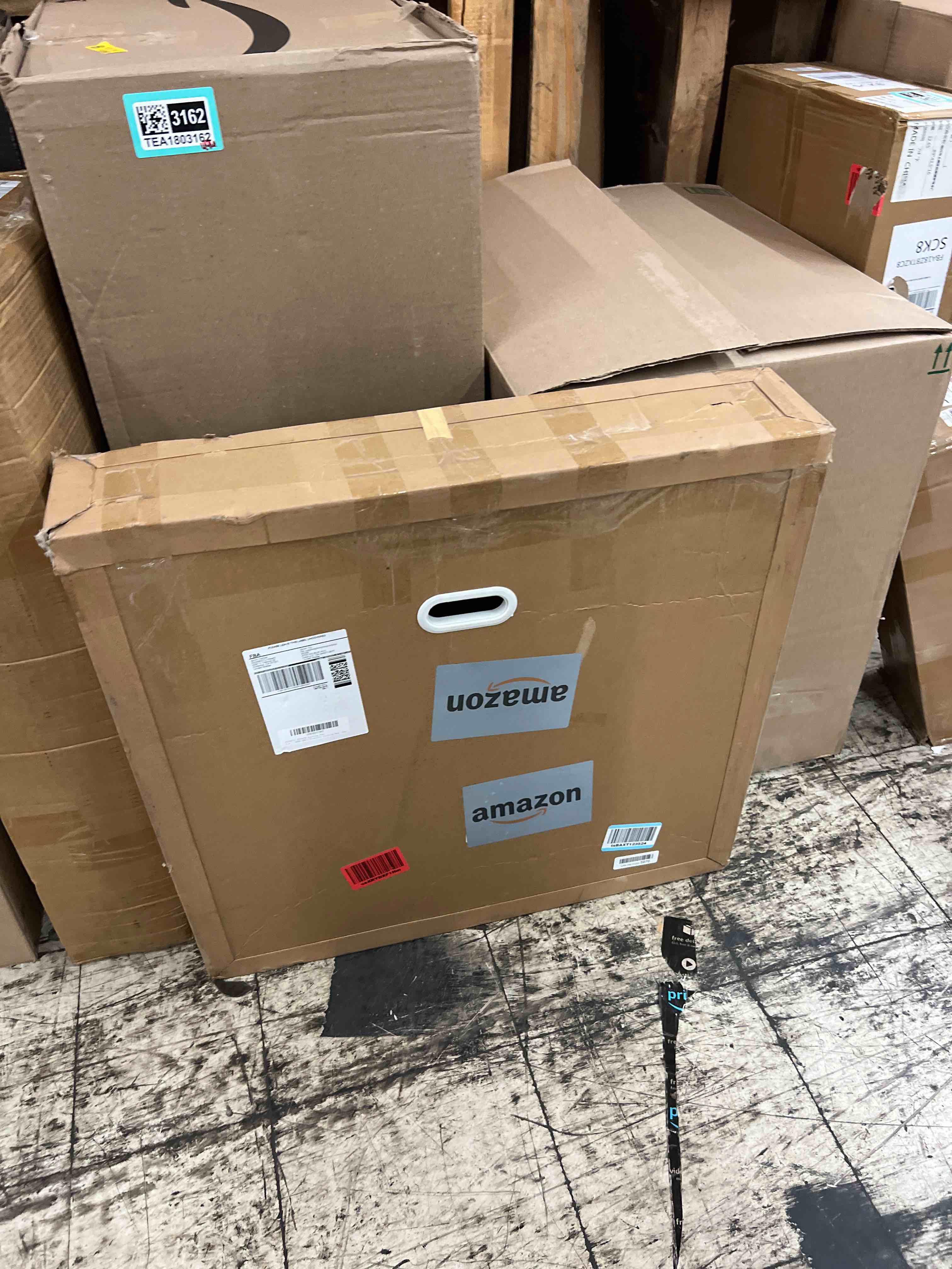https://s3.amazonaws.com/lotting-images-prod/phillipi/TEA1803109_1759288595557.jpeg