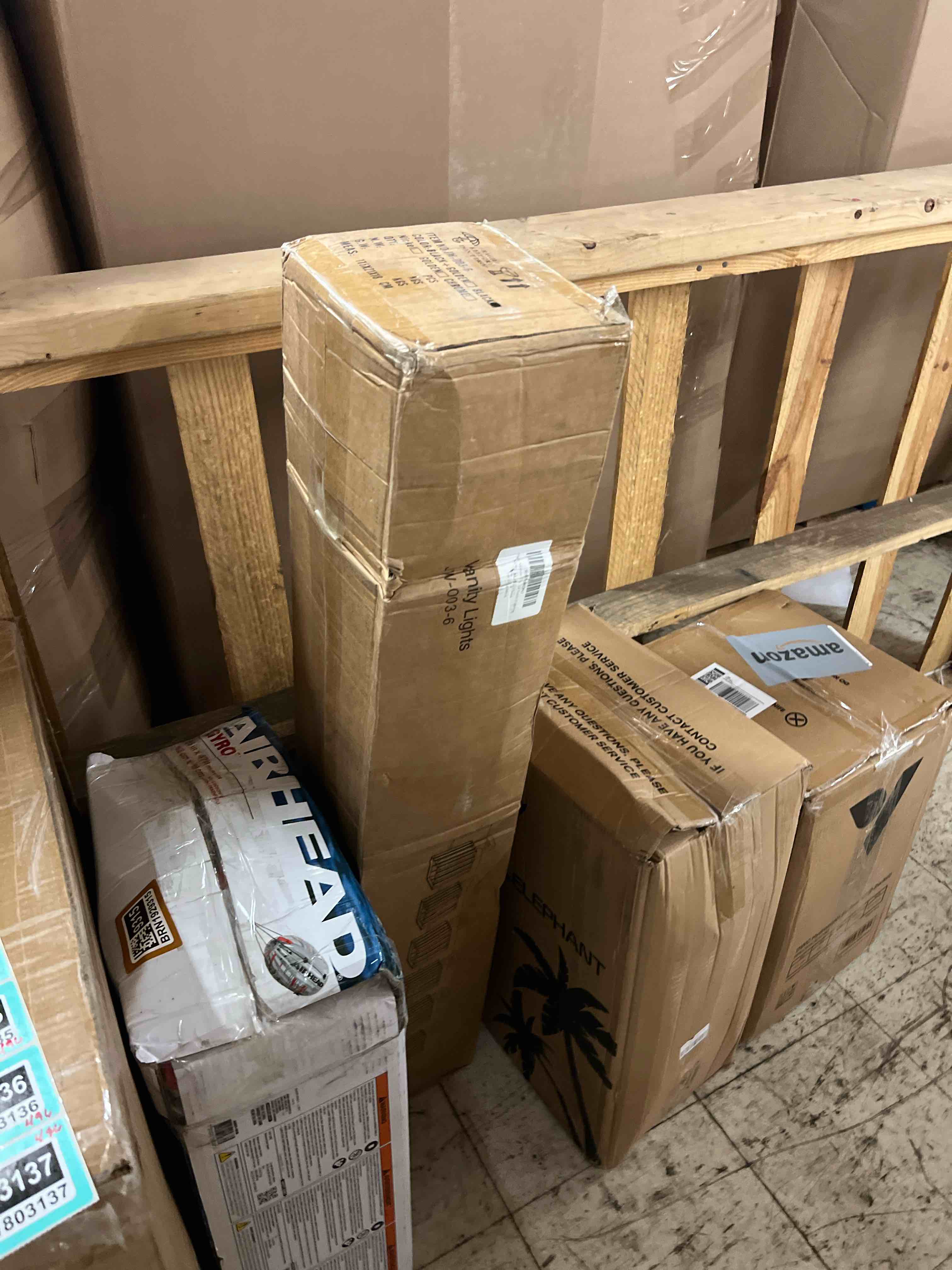 https://s3.amazonaws.com/lotting-images-prod/phillipi/TEA1803137_1759276314116.jpeg