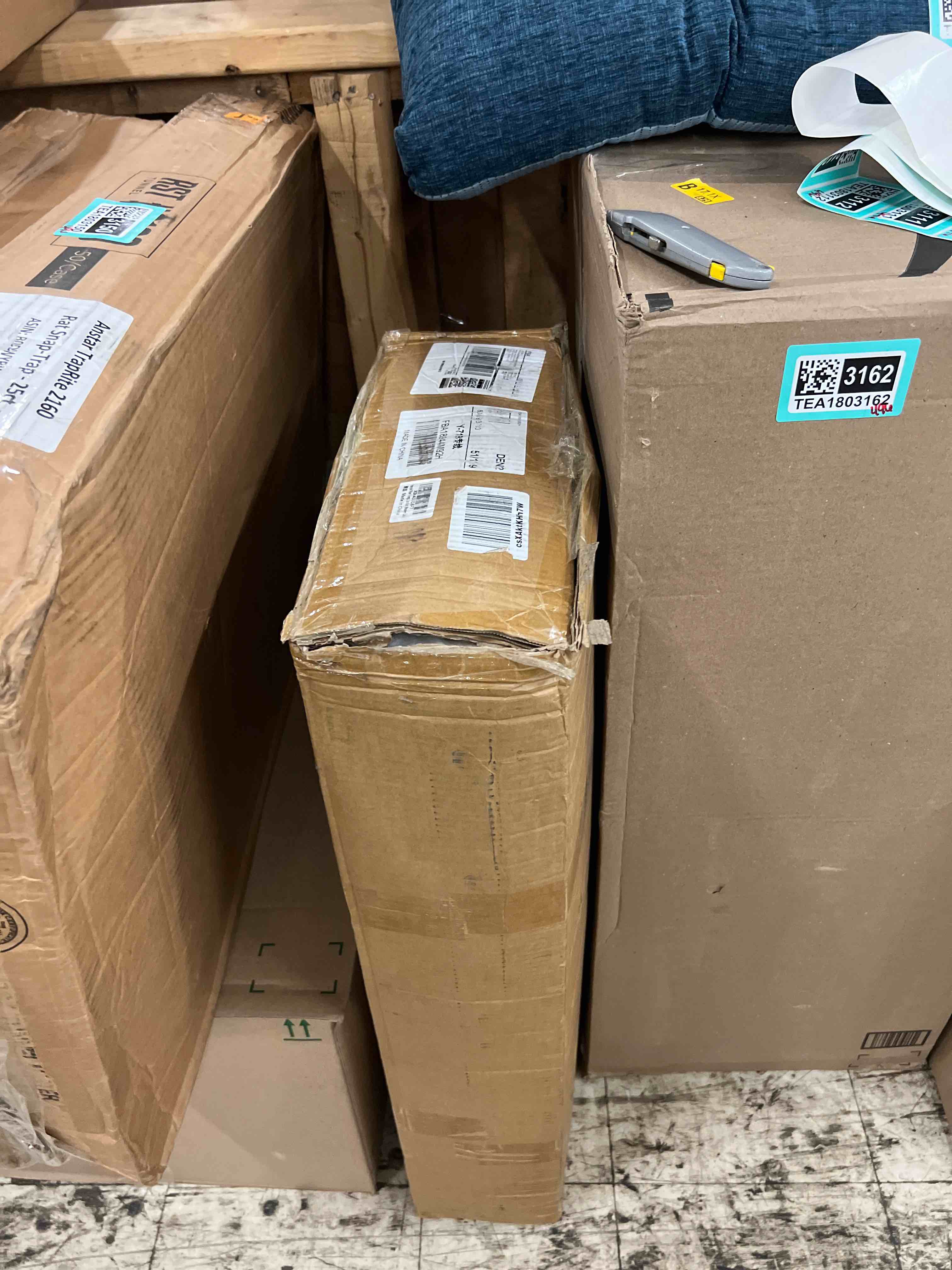 https://s3.amazonaws.com/lotting-images-prod/phillipi/TEA1803148_1759285183669.jpeg