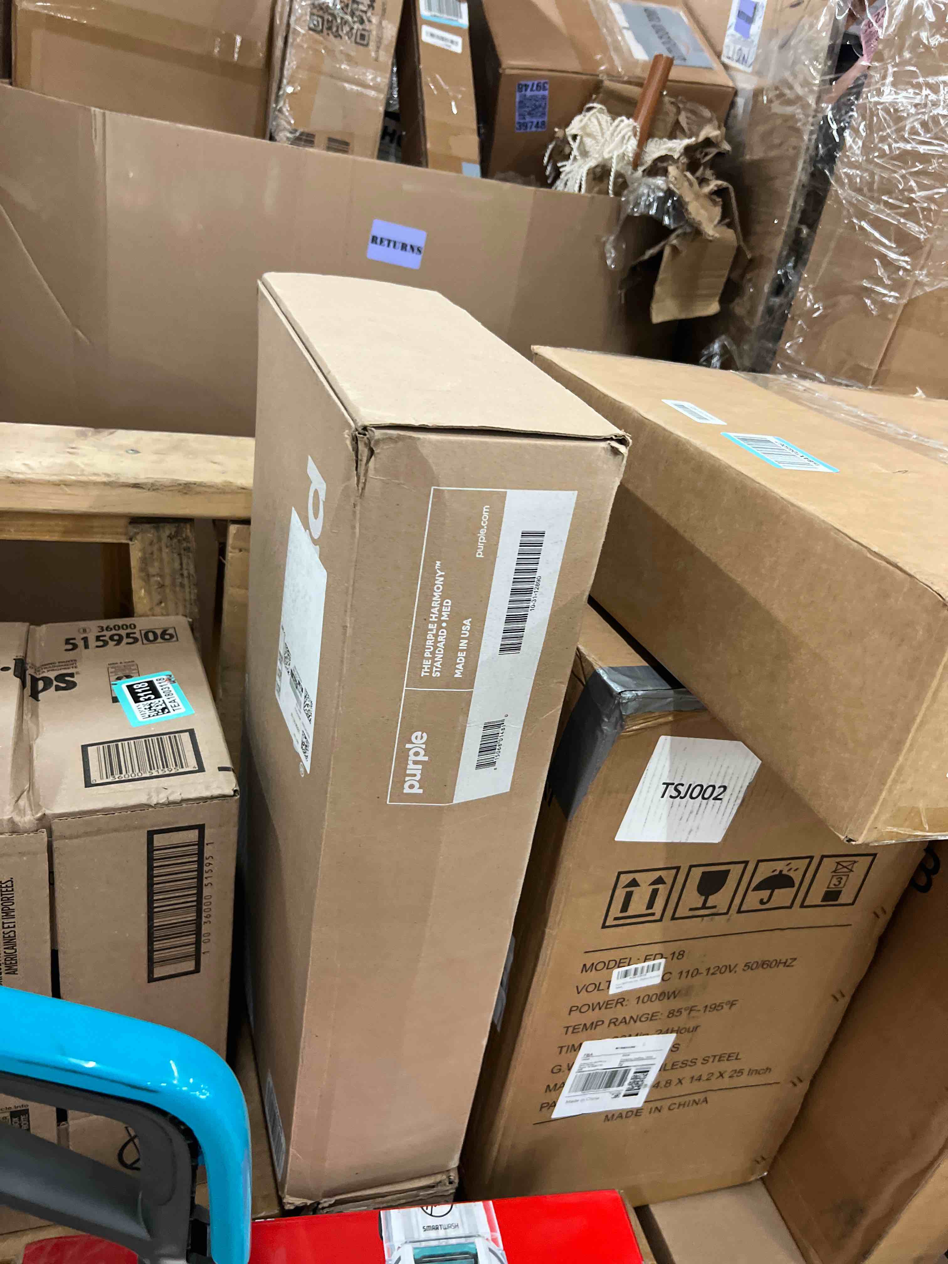 https://s3.amazonaws.com/lotting-images-prod/phillipi/TEA1803152_1759284702431.jpeg