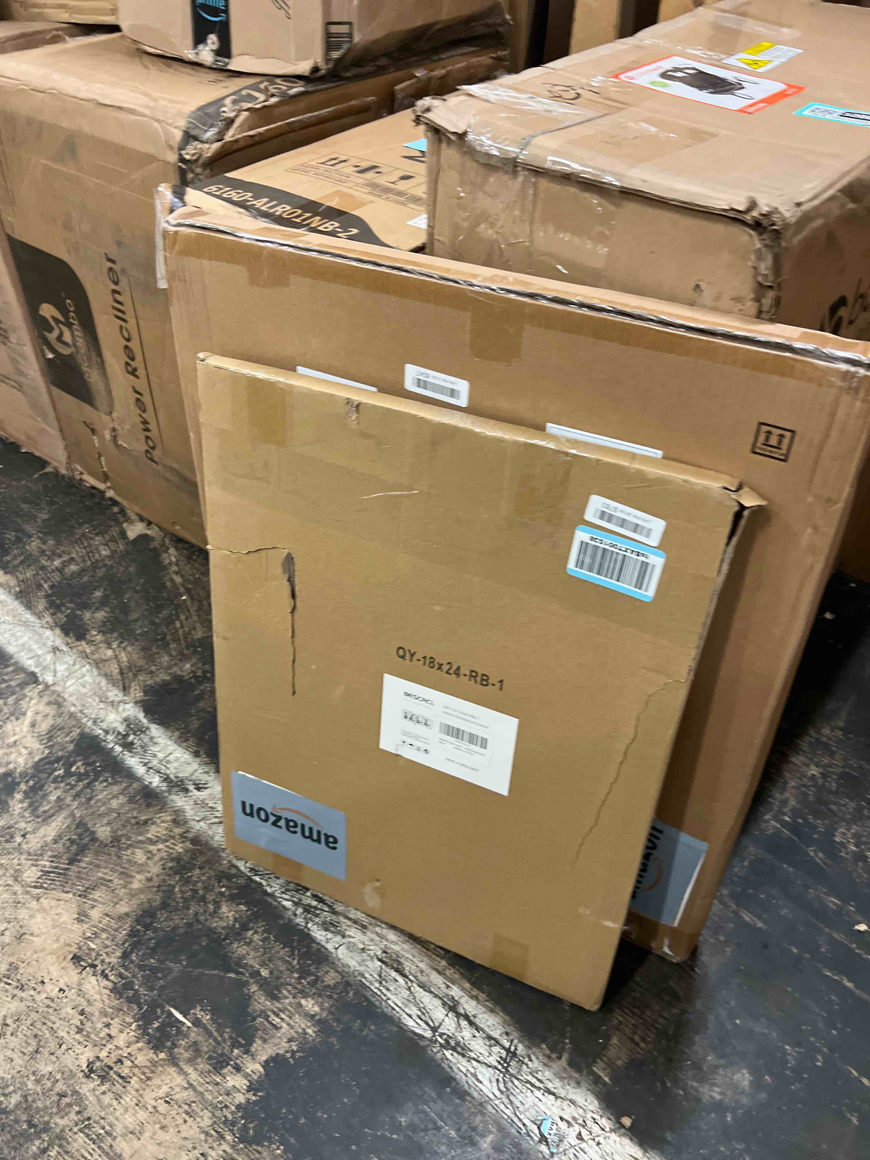 https://s3.amazonaws.com/lotting-images-prod/phillipi/TEA1803207_1759447837275.jpeg