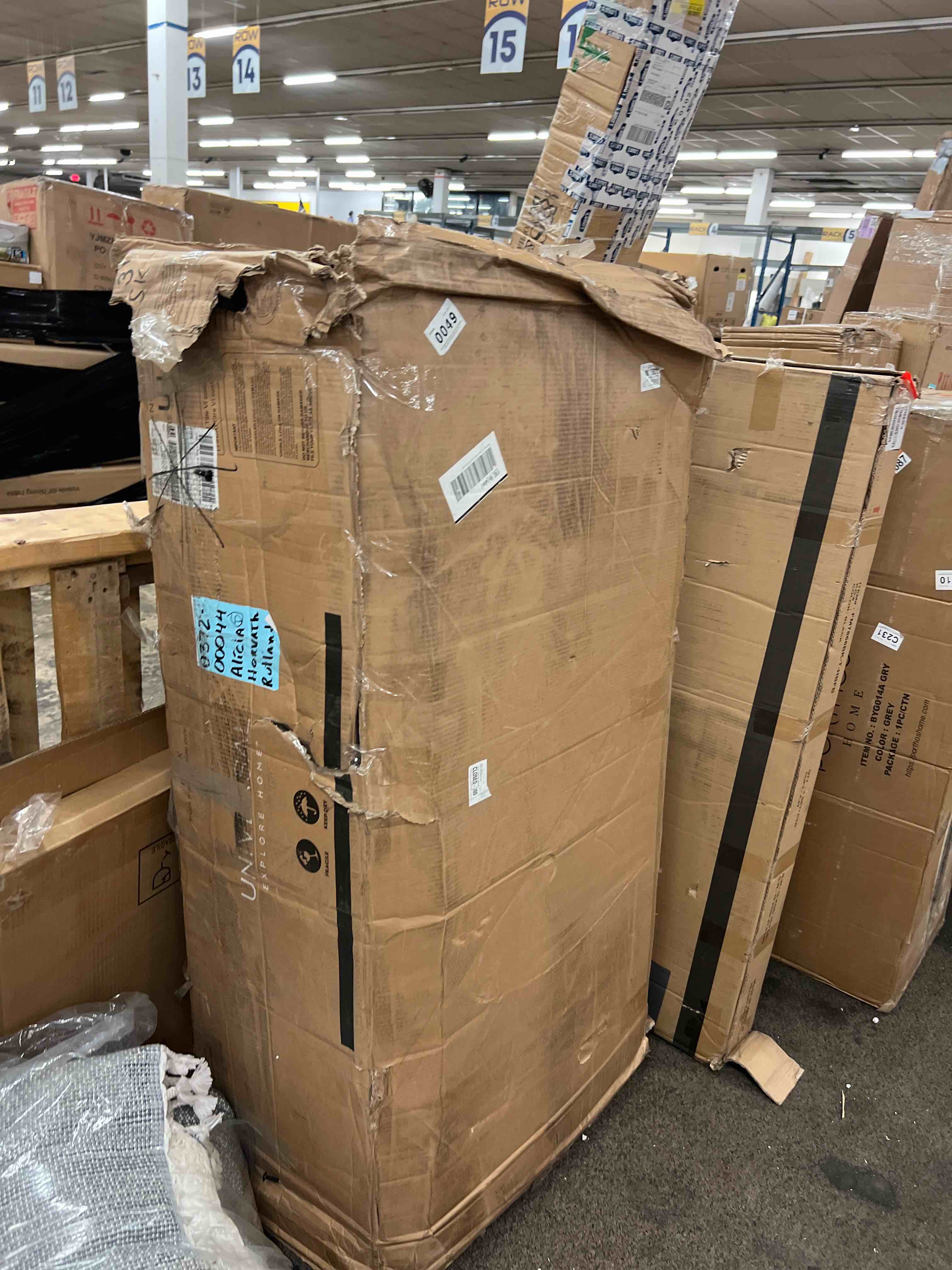 https://s3.amazonaws.com/lotting-images-prod/phillipi/TEA1803217_1759364904792.jpeg
