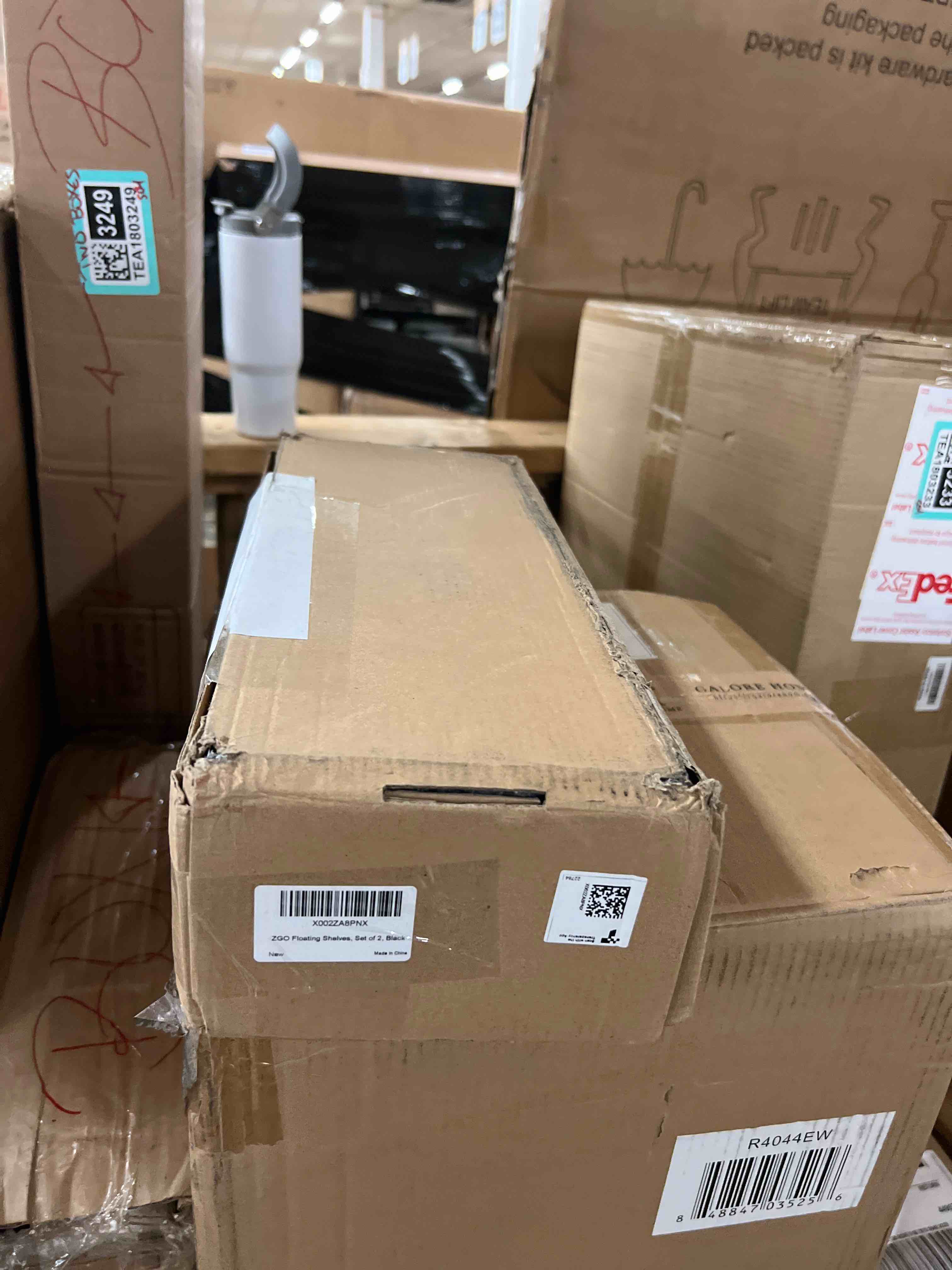 https://s3.amazonaws.com/lotting-images-prod/phillipi/TEA1803226_1759360785217.jpeg