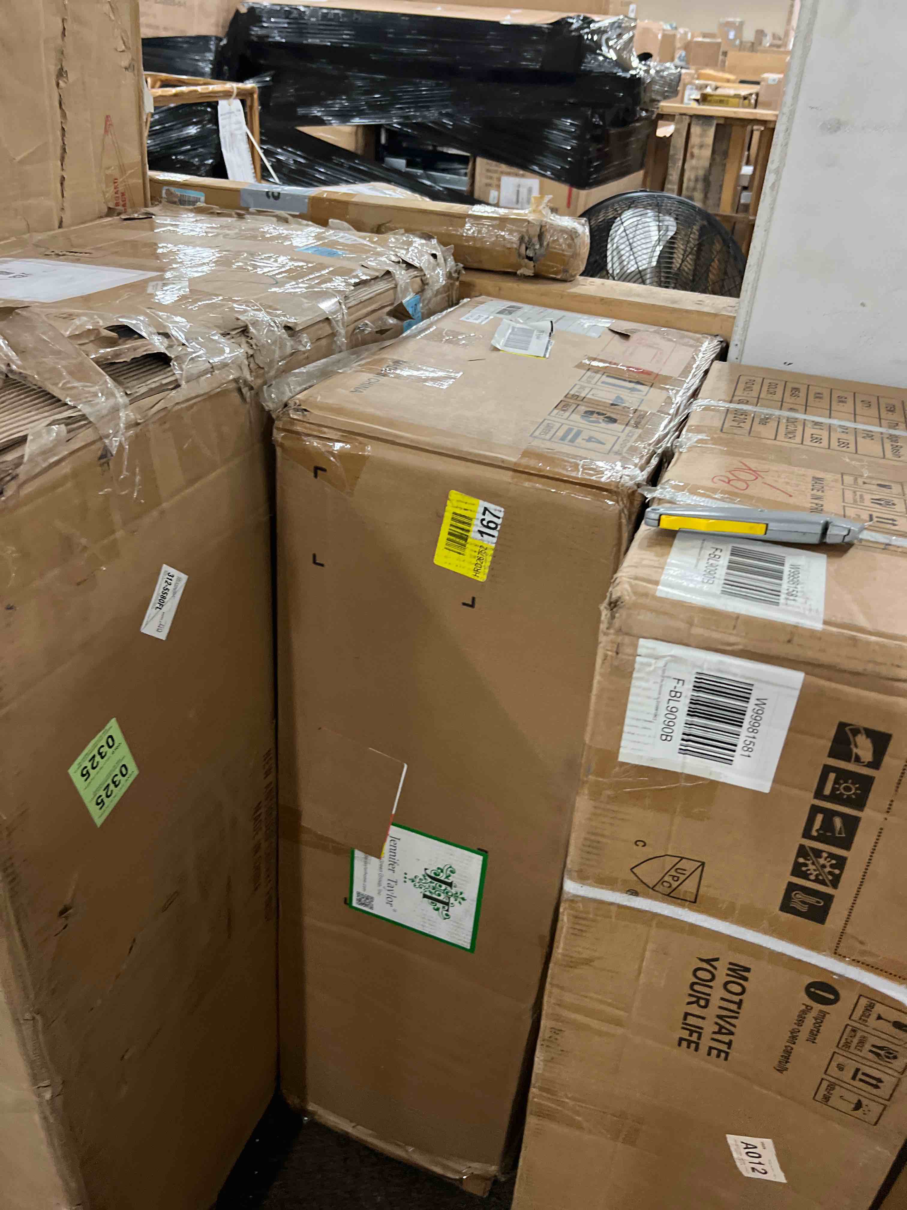 https://s3.amazonaws.com/lotting-images-prod/phillipi/TEA1803242_1759344529180.jpeg
