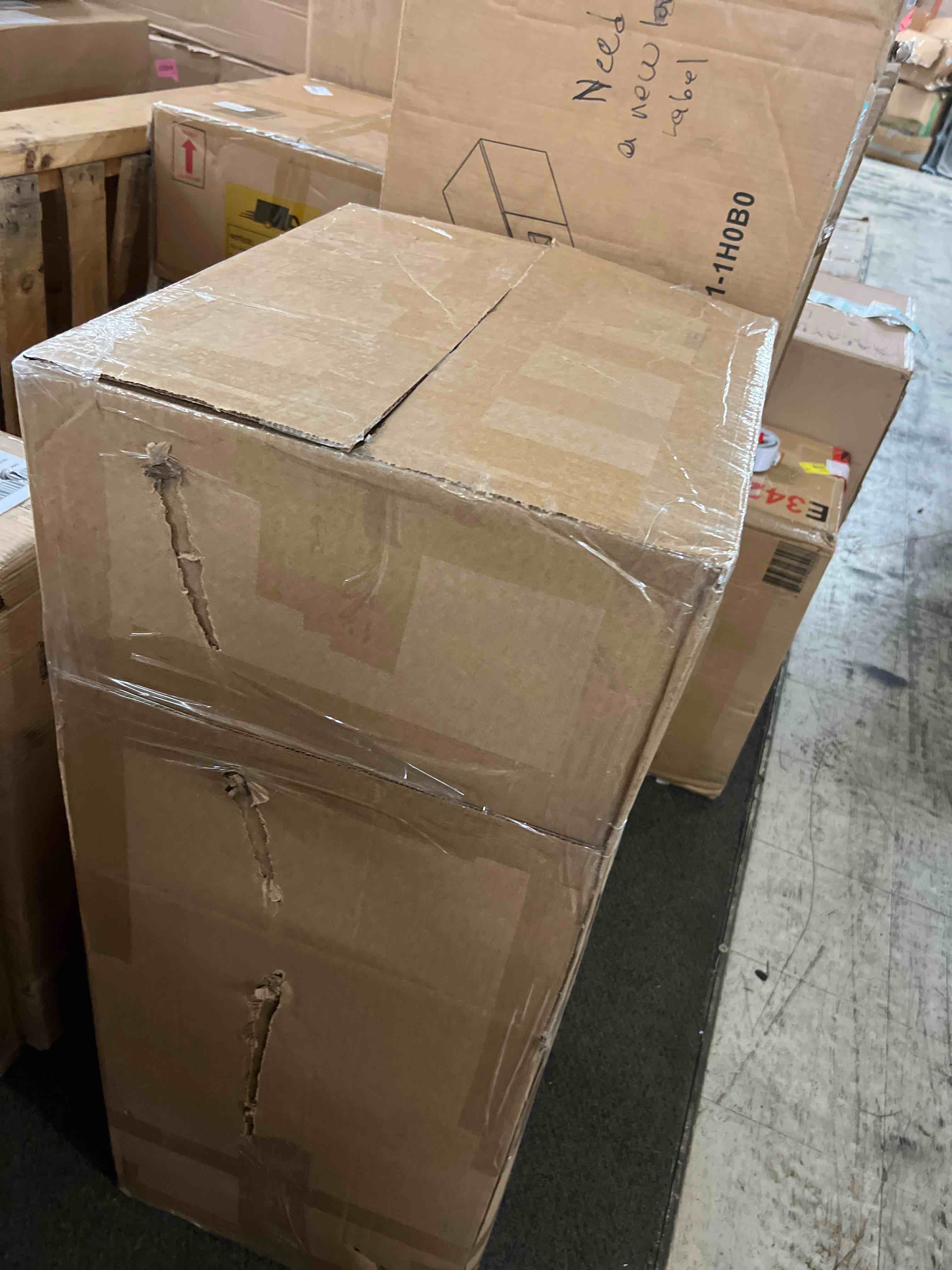 https://s3.amazonaws.com/lotting-images-prod/phillipi/TEA1803243_1759344405853.jpeg