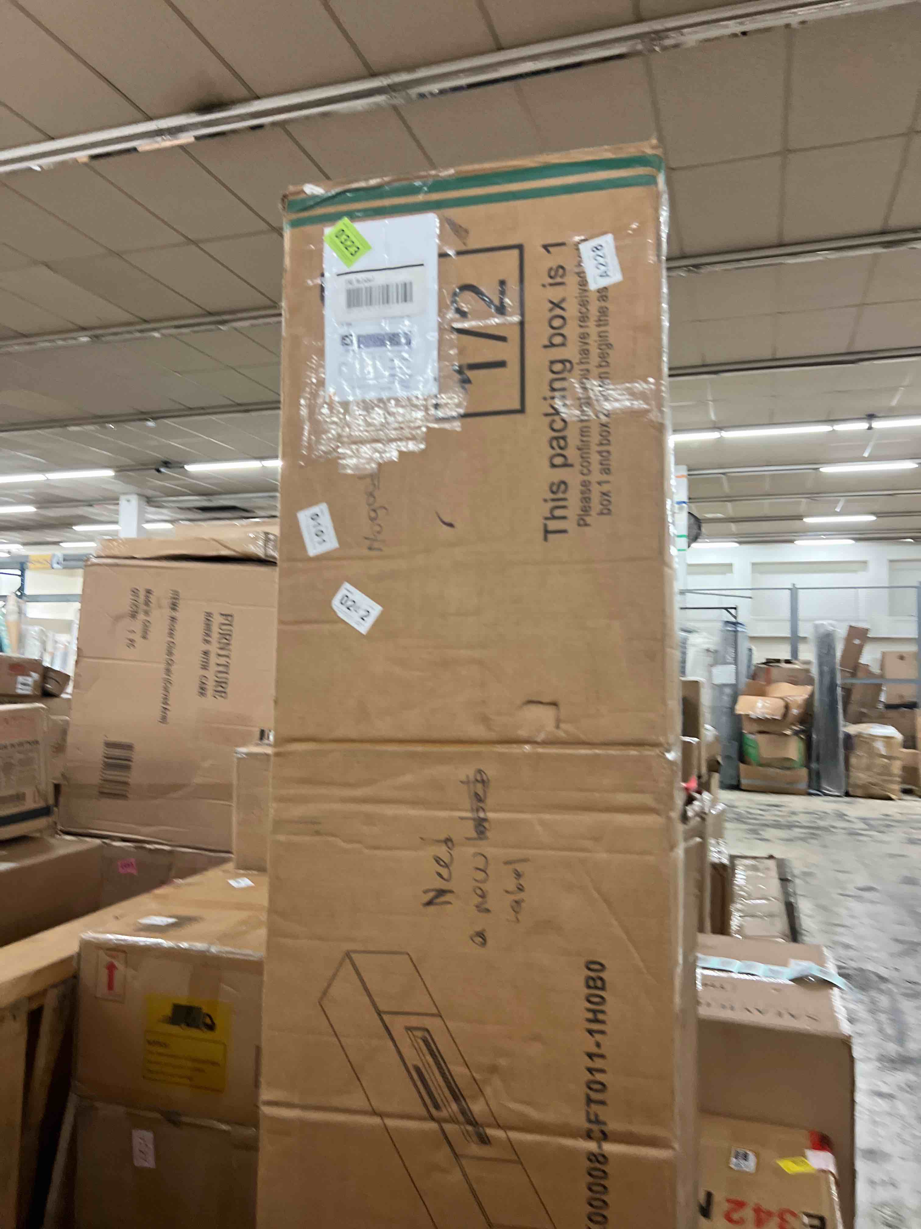 https://s3.amazonaws.com/lotting-images-prod/phillipi/TEA1803245_1759343702099.jpeg