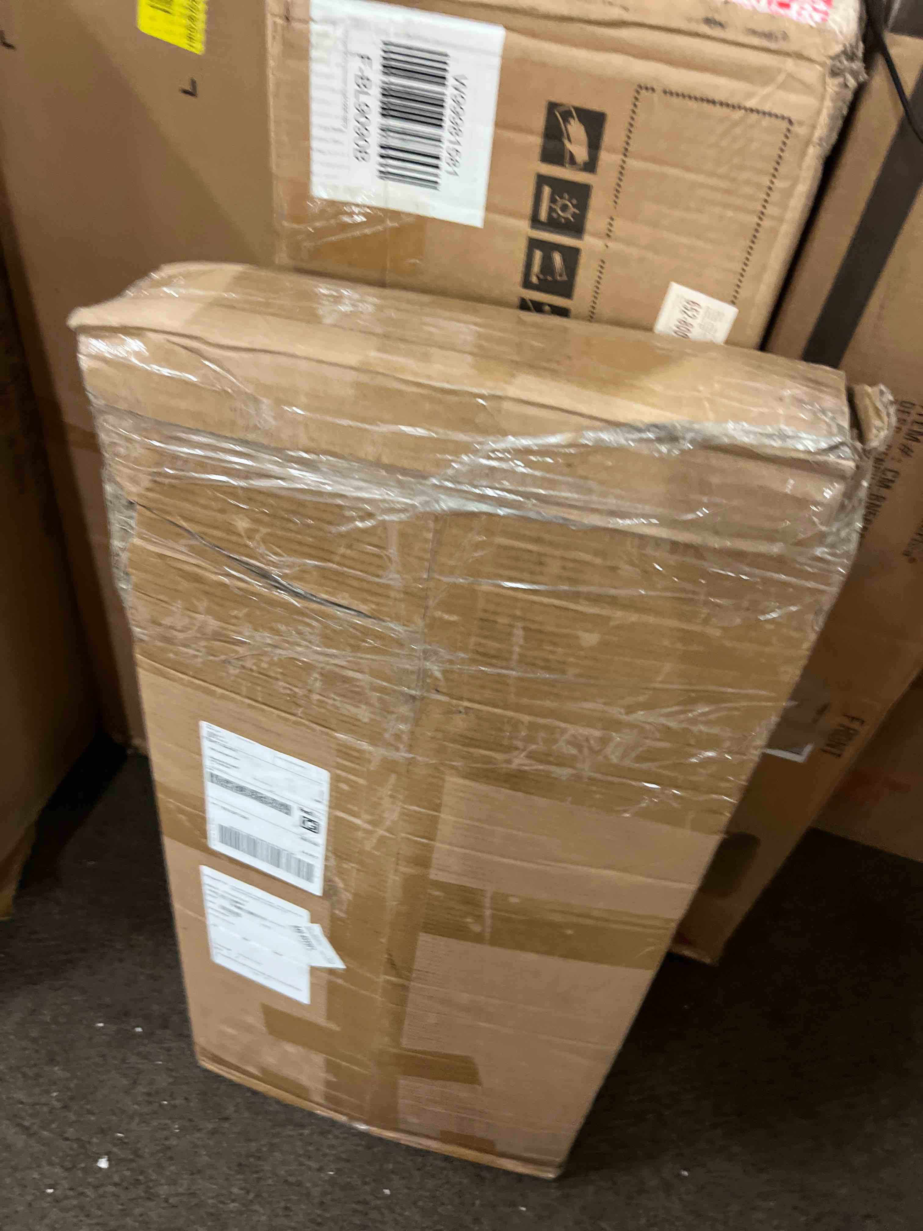 https://s3.amazonaws.com/lotting-images-prod/phillipi/TEA1803249_1759344896268.jpeg