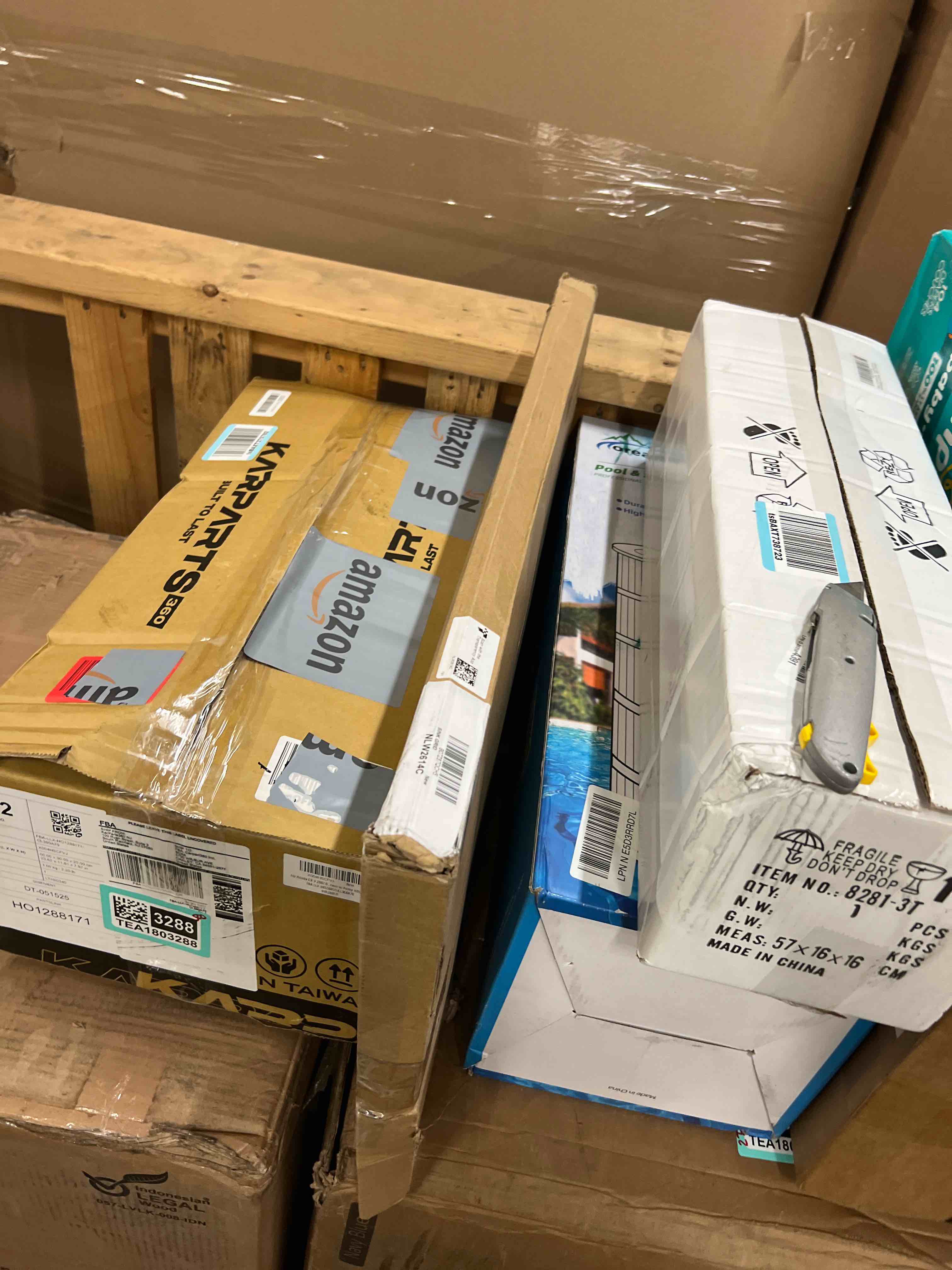 https://s3.amazonaws.com/lotting-images-prod/phillipi/TEA1803287_1759449454592.jpeg