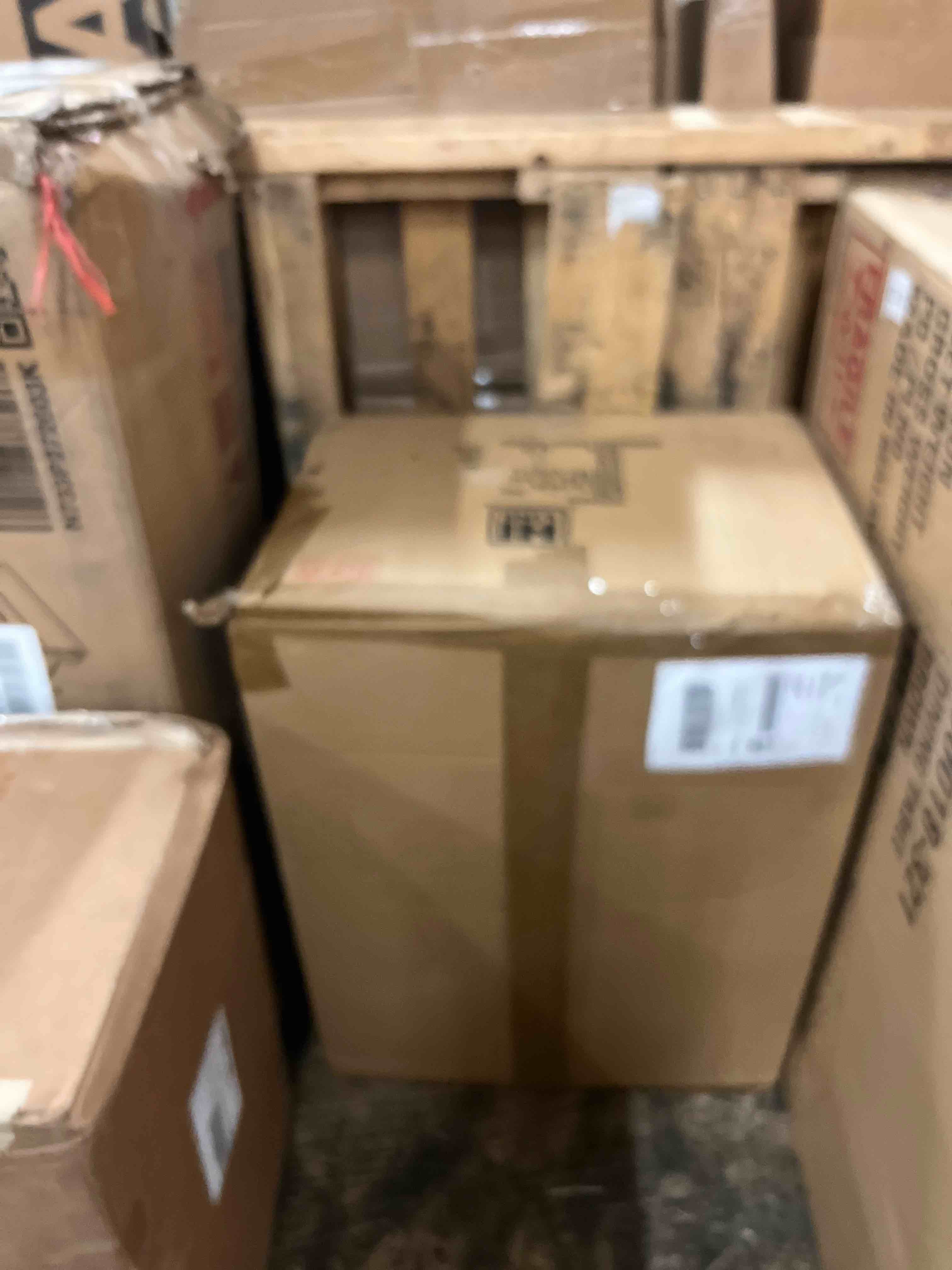 https://s3.amazonaws.com/lotting-images-prod/phillipi/TEA1803328_1759509026333.jpeg