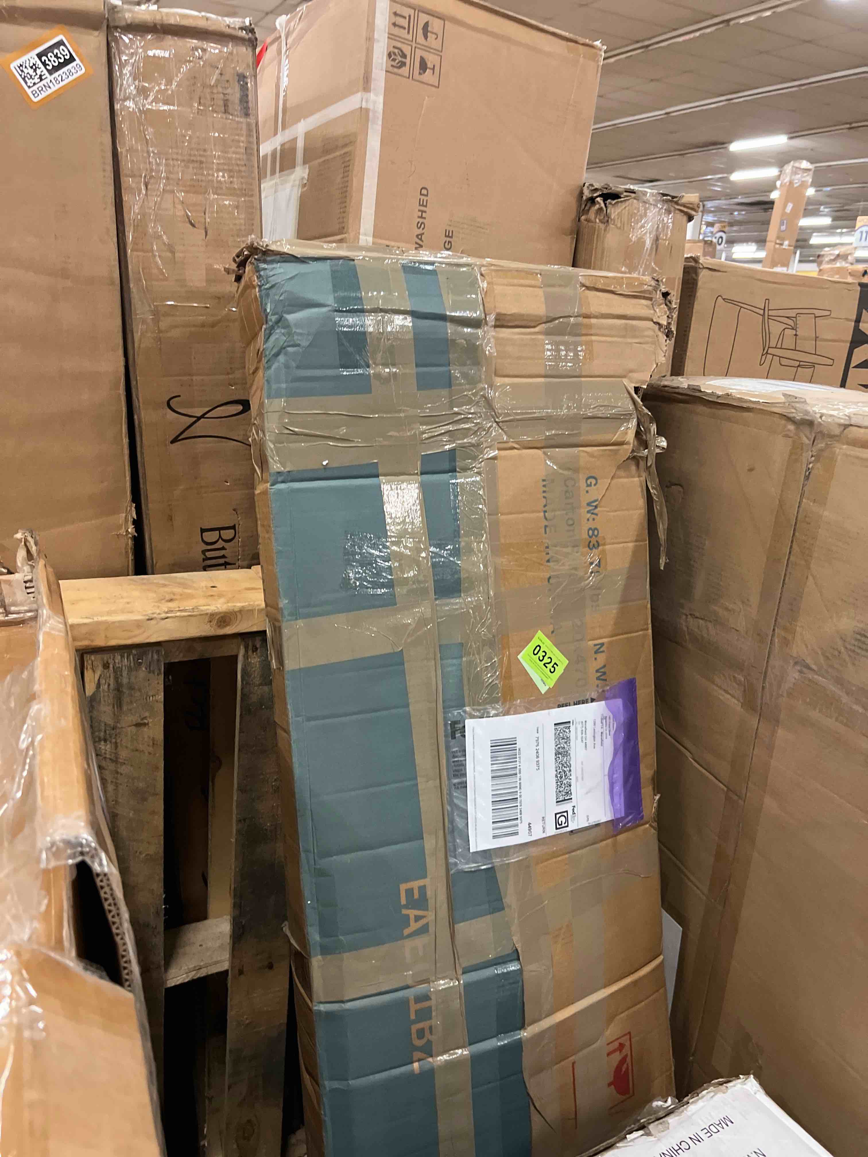https://s3.amazonaws.com/lotting-images-prod/phillipi/TEA1803334_1759505950090.jpeg