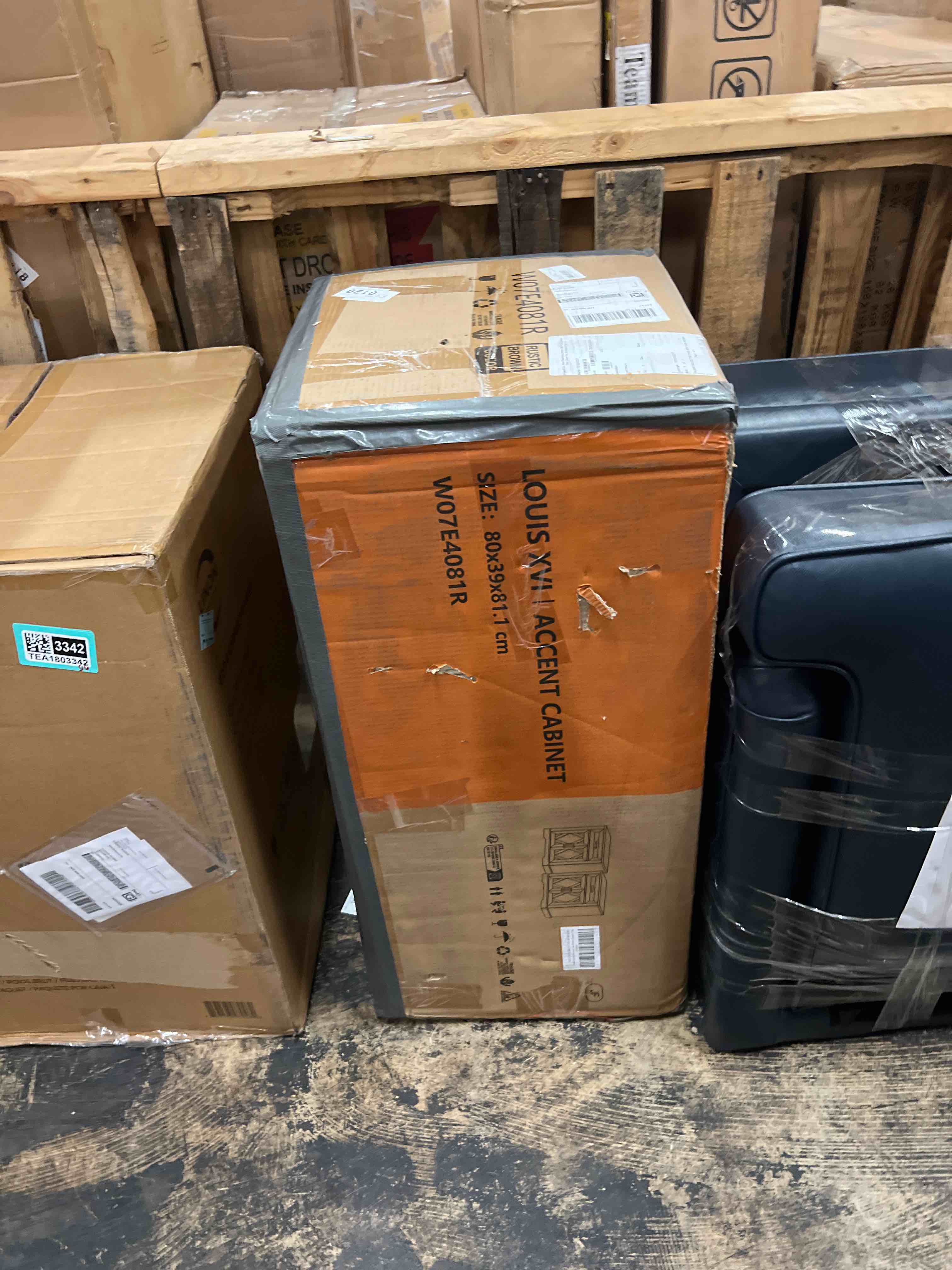 https://s3.amazonaws.com/lotting-images-prod/phillipi/TEA1803340_1759502904493.jpeg