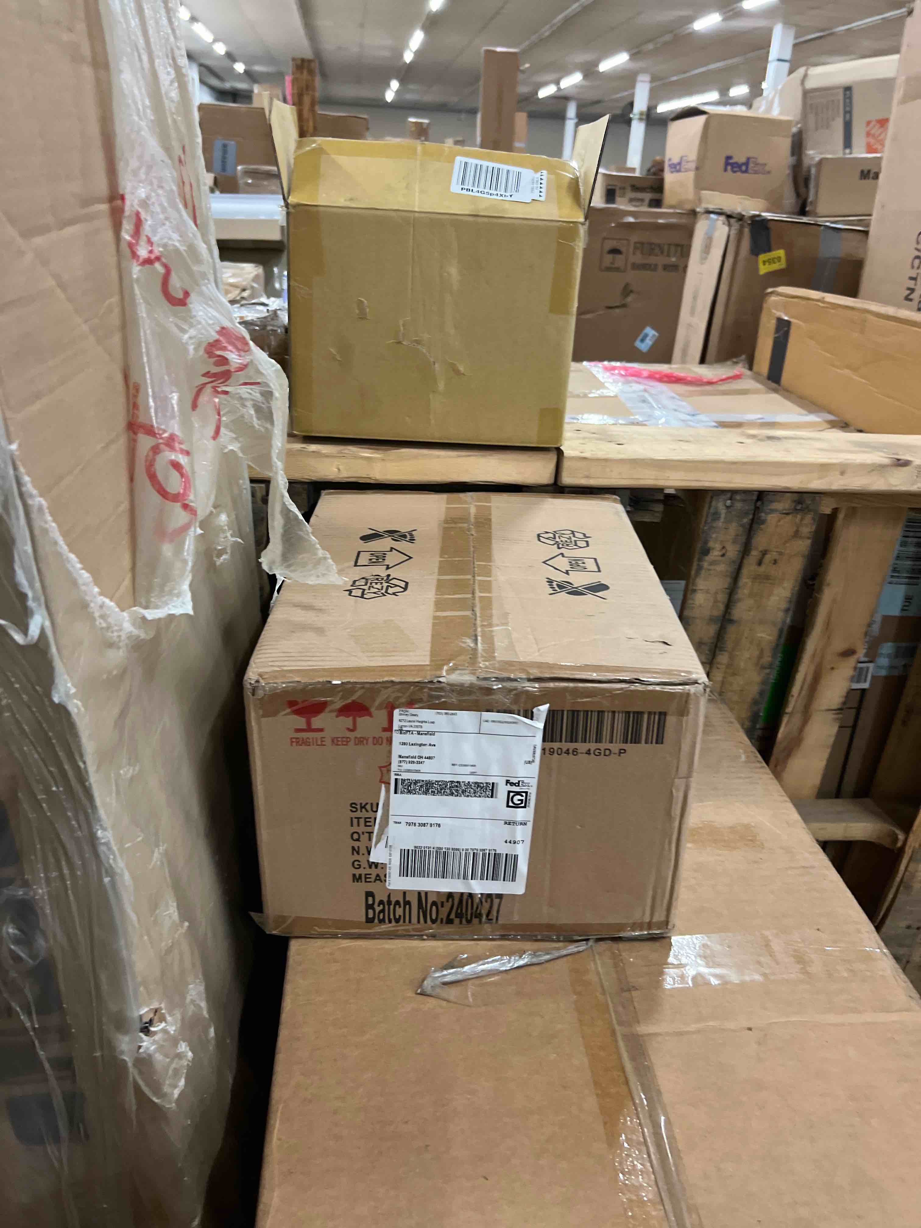 https://s3.amazonaws.com/lotting-images-prod/phillipi/TEA1803351_1759499593165.jpeg