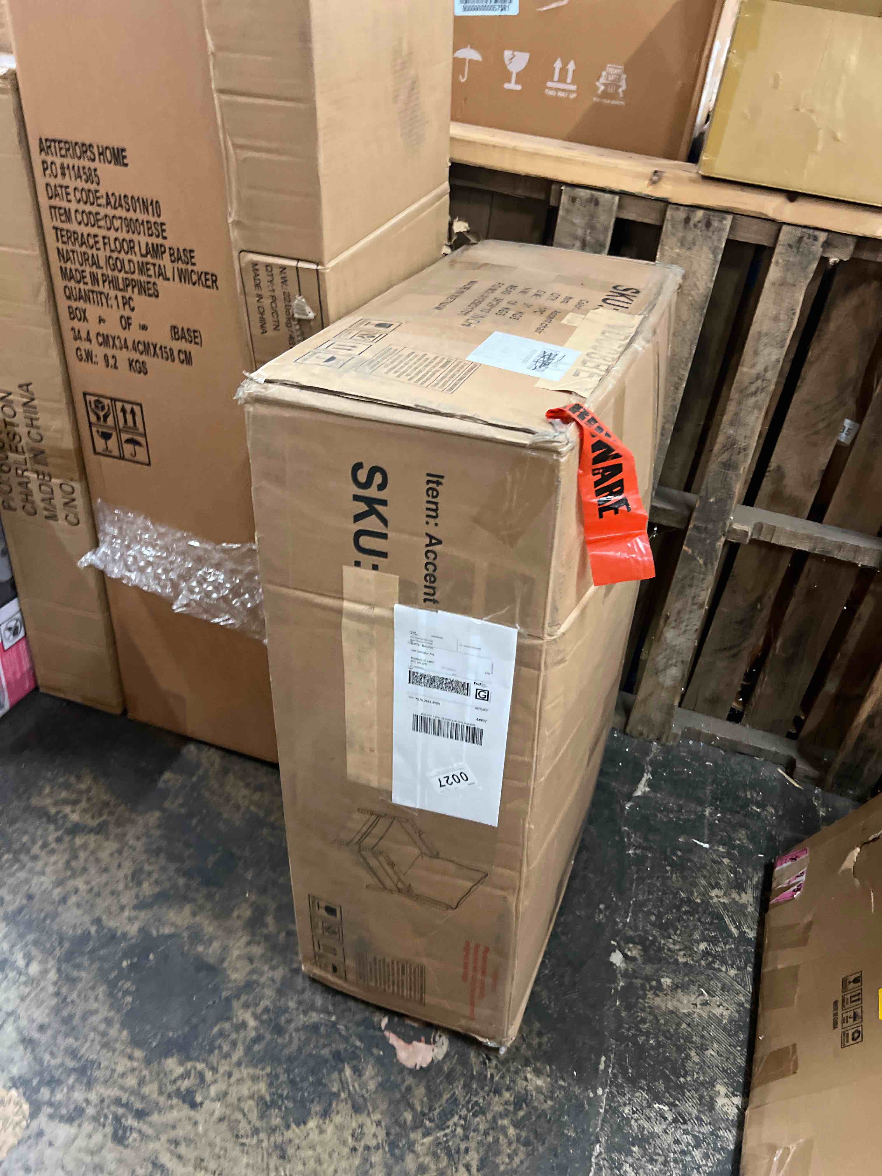 https://s3.amazonaws.com/lotting-images-prod/phillipi/TEA1803355_1759498788628.jpeg