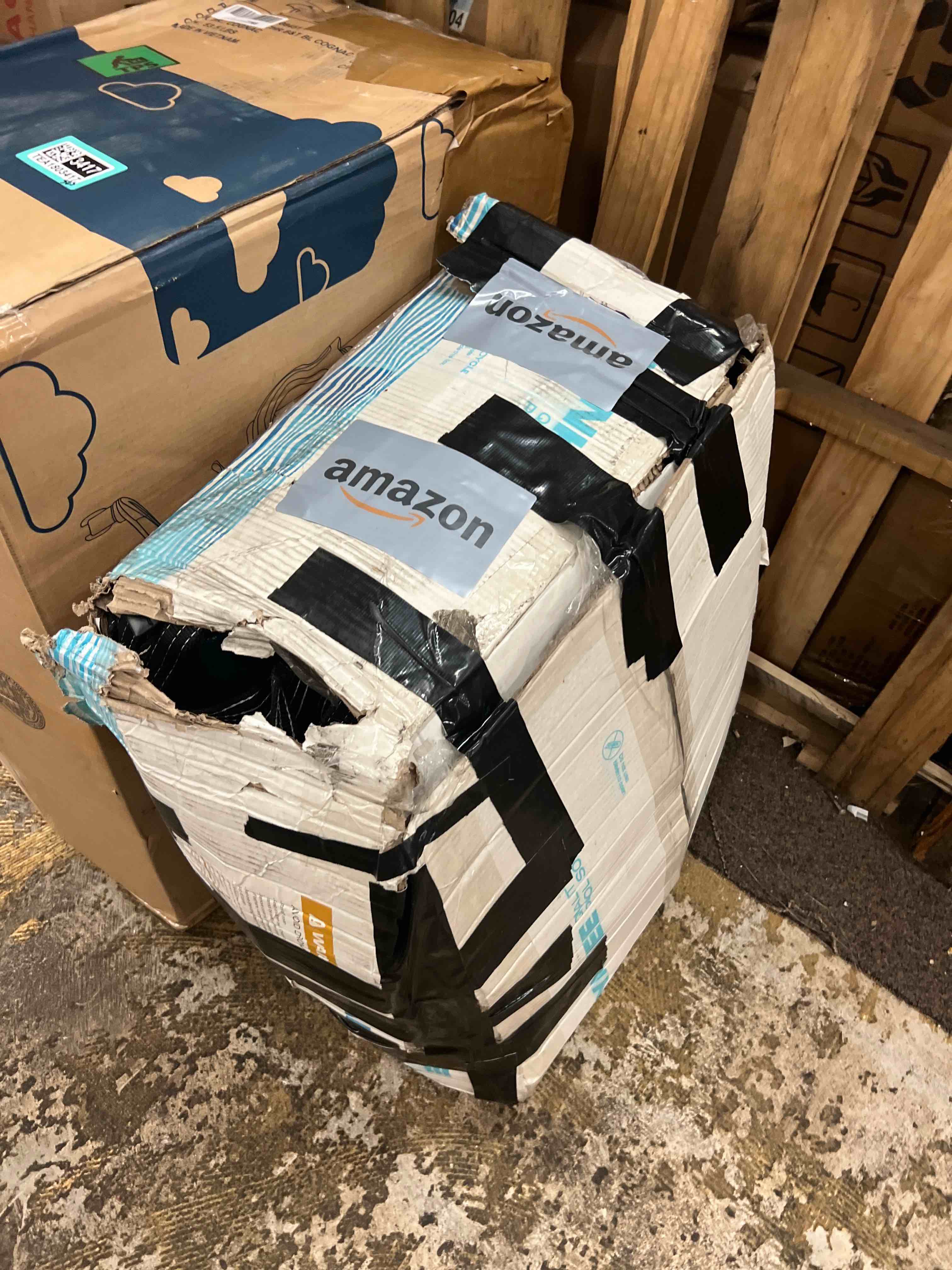 https://s3.amazonaws.com/lotting-images-prod/phillipi/TEA1803416_1759770156505.jpeg