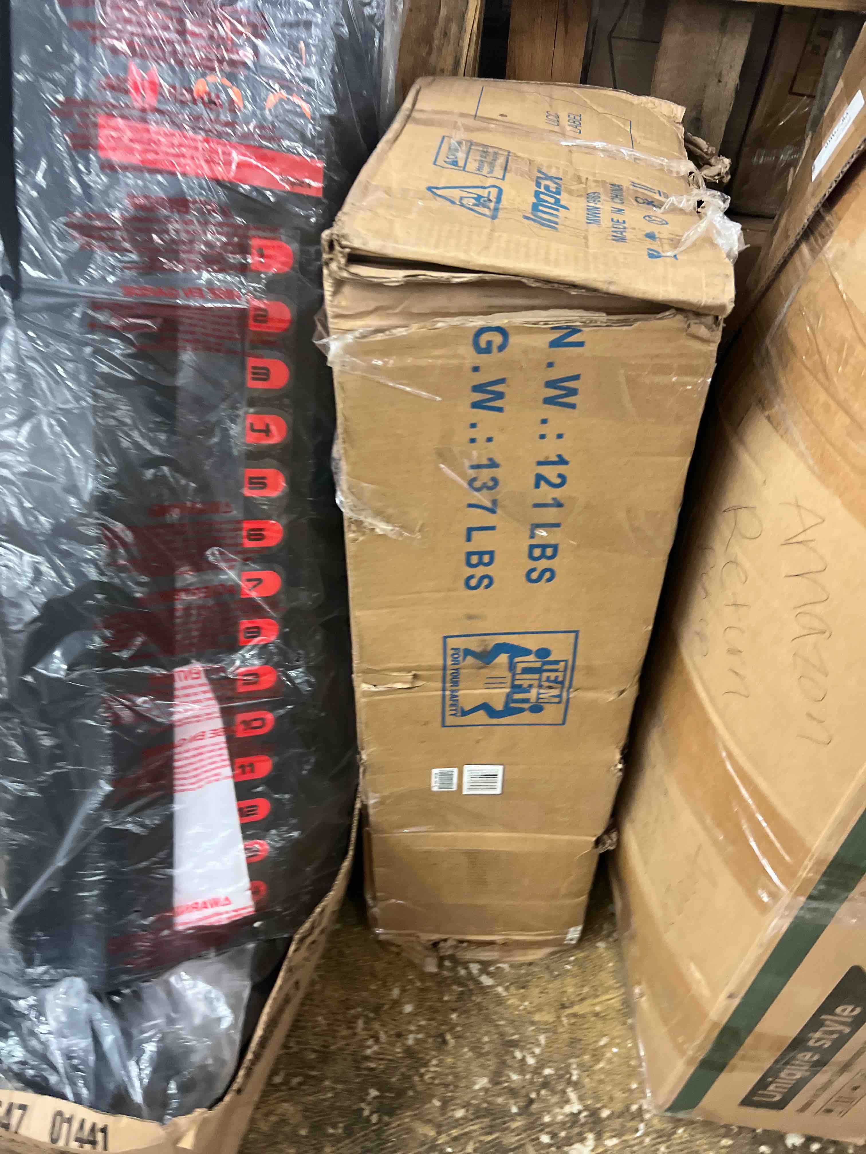 https://s3.amazonaws.com/lotting-images-prod/phillipi/TEA1803426_1759762404403.jpeg