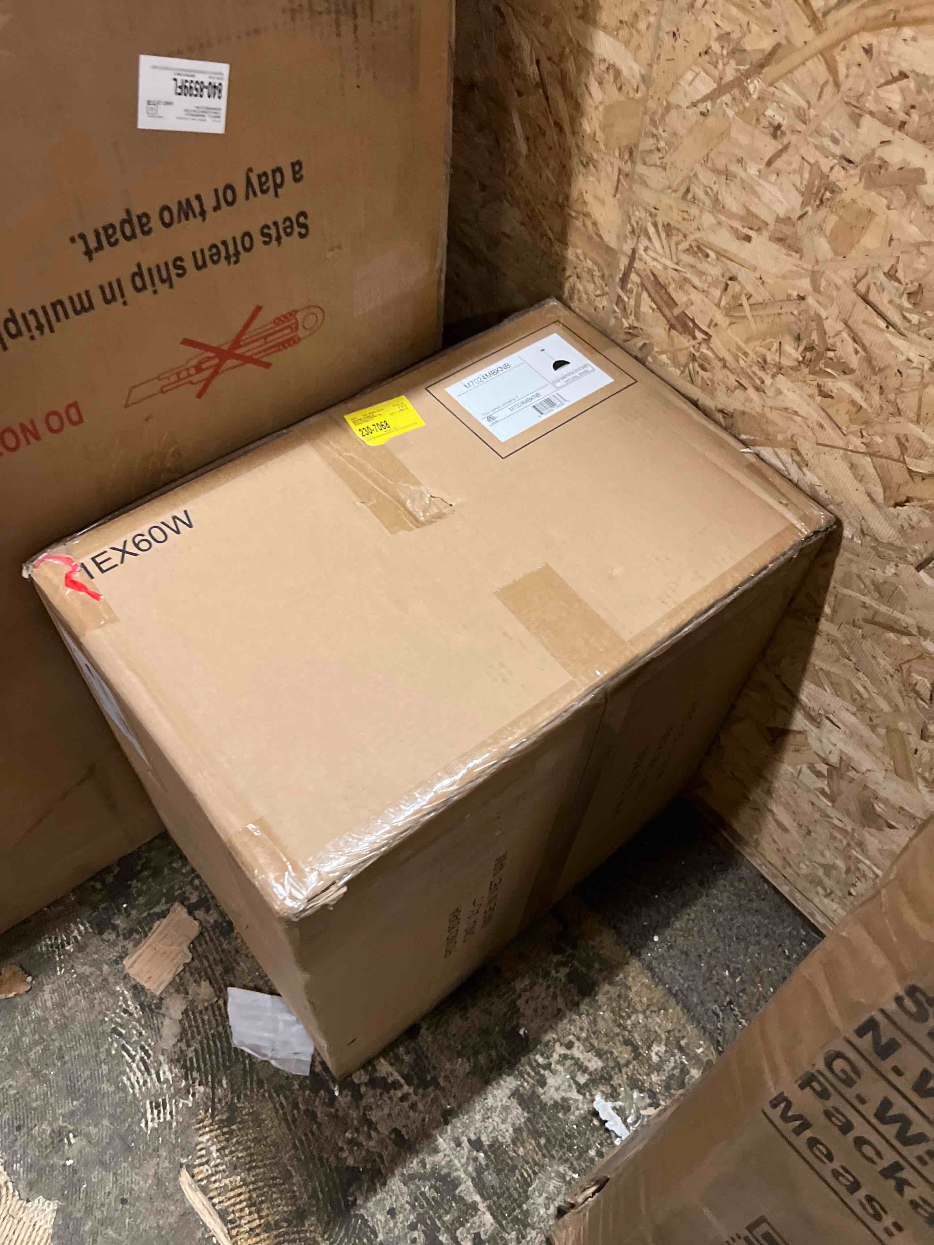 https://s3.amazonaws.com/lotting-images-prod/phillipi/TEA1803579_1760115587118.jpeg