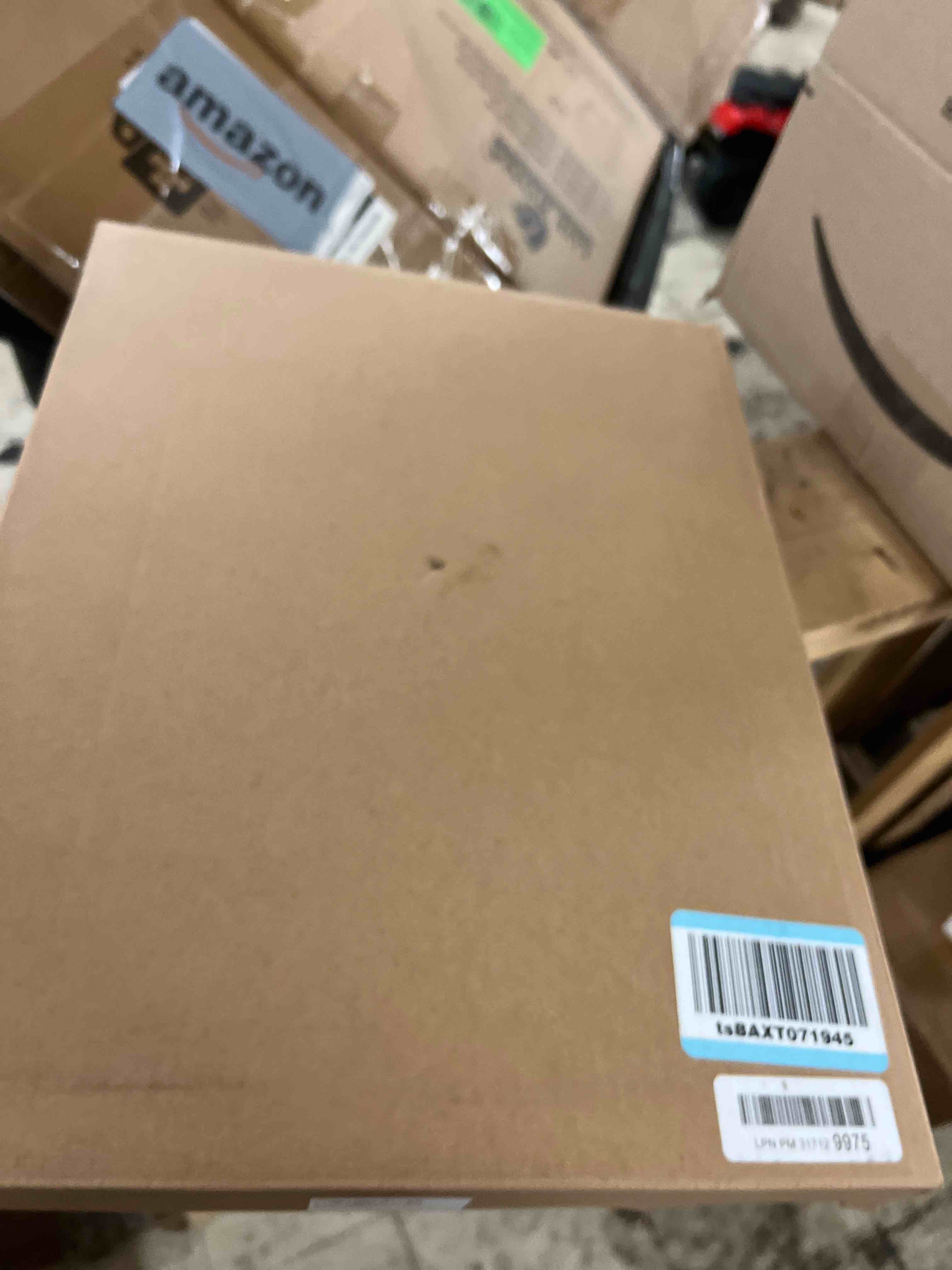 https://s3.amazonaws.com/lotting-images-prod/phillipi/TEA1803614_1760550126722.jpeg