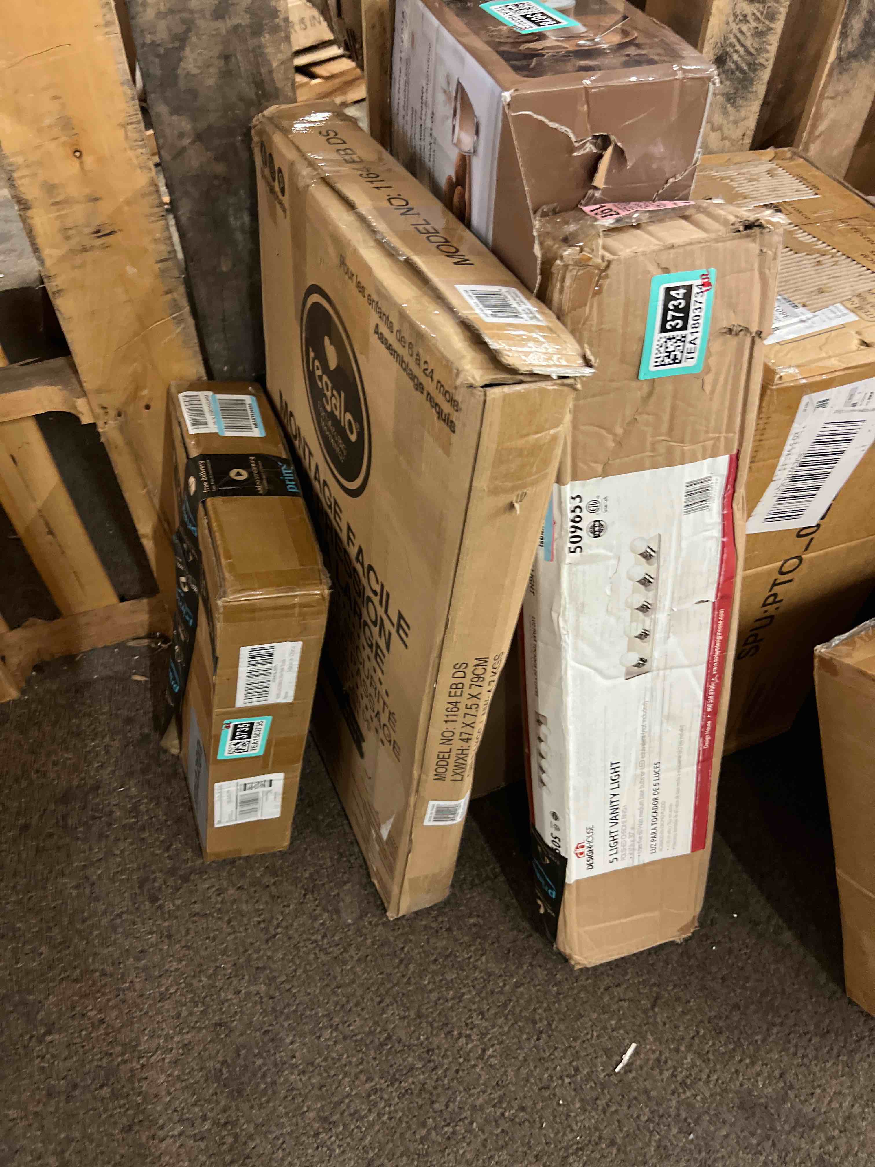 https://s3.amazonaws.com/lotting-images-prod/phillipi/TEA1803733_1760666269291.jpeg