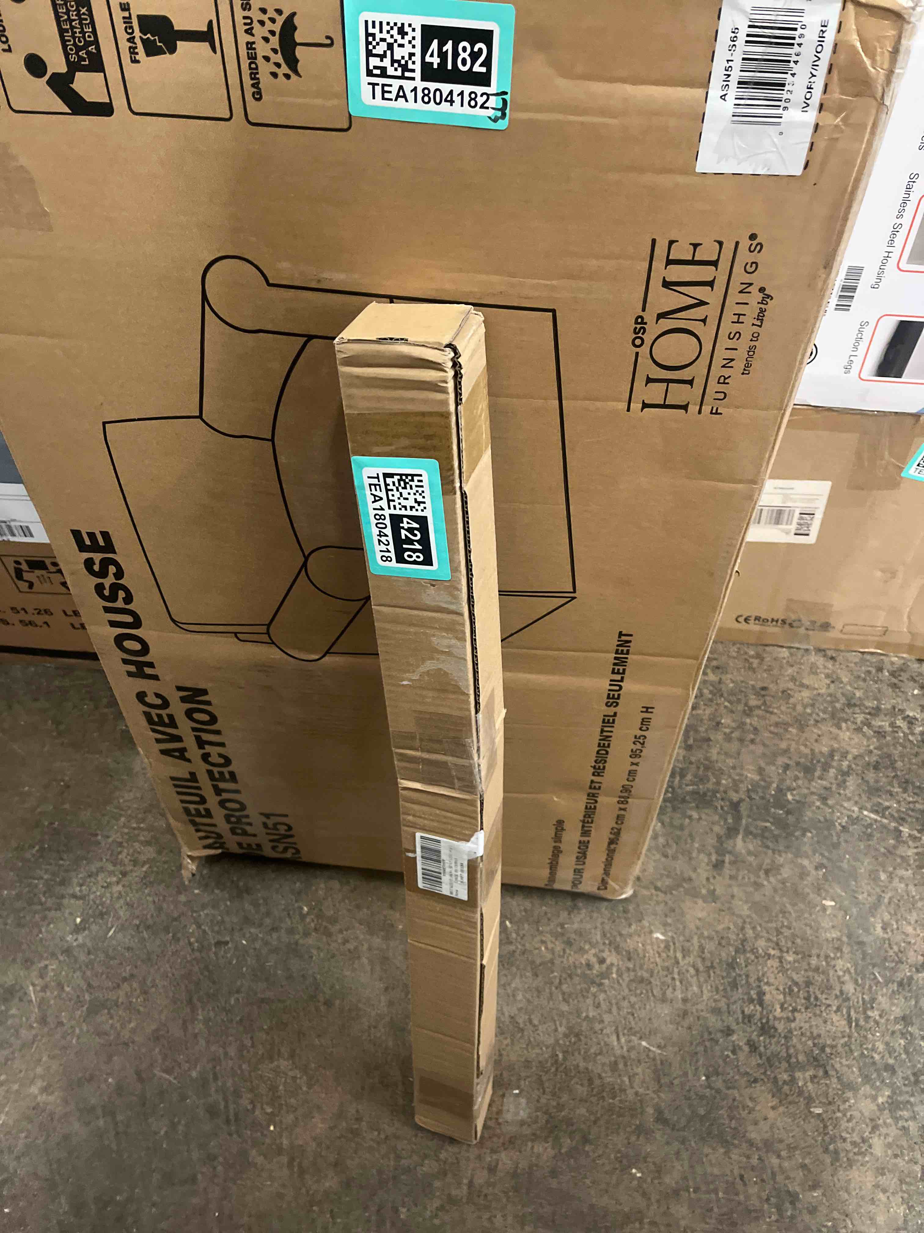 Condition photo showing New/Like New for BB5Z7825324B LH& RH Rear Door Weatherstrip Seal with Clips Driver Side & Passenger Side for Ford Explorer Sport 2011-2019 Replace # BB5Z7825324B BB5Z7825325B (Set of 2