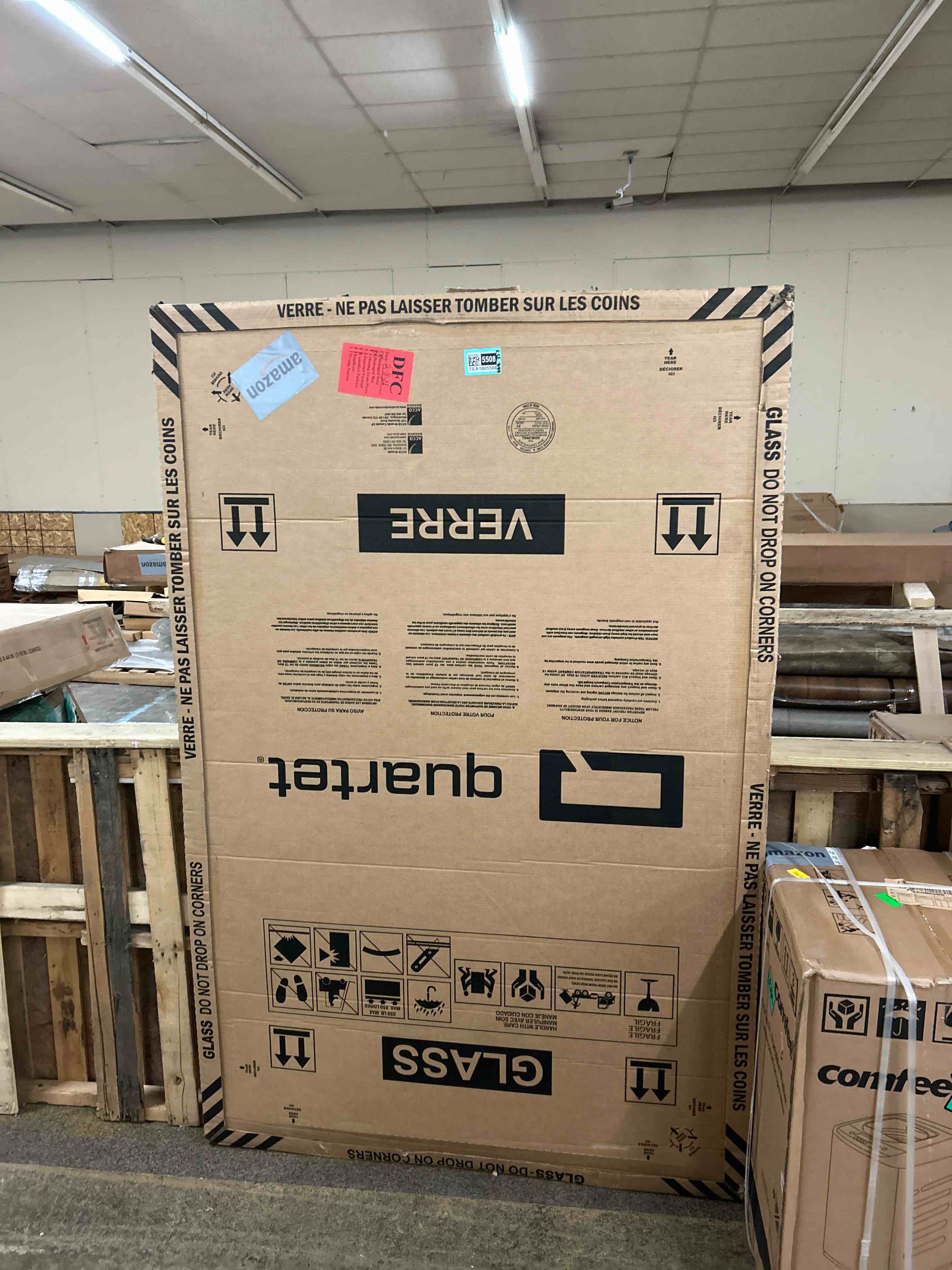 Condition photo showing New/Like New for Quartet Whiteboard, Glass Dry Erase Board, Magnetic, 6' x 4', Infinity Frameless Mounting, White Surface, Accessory Tray, 1 Dry Erase Marker and 2 Glass Board Magnets (G7248W)