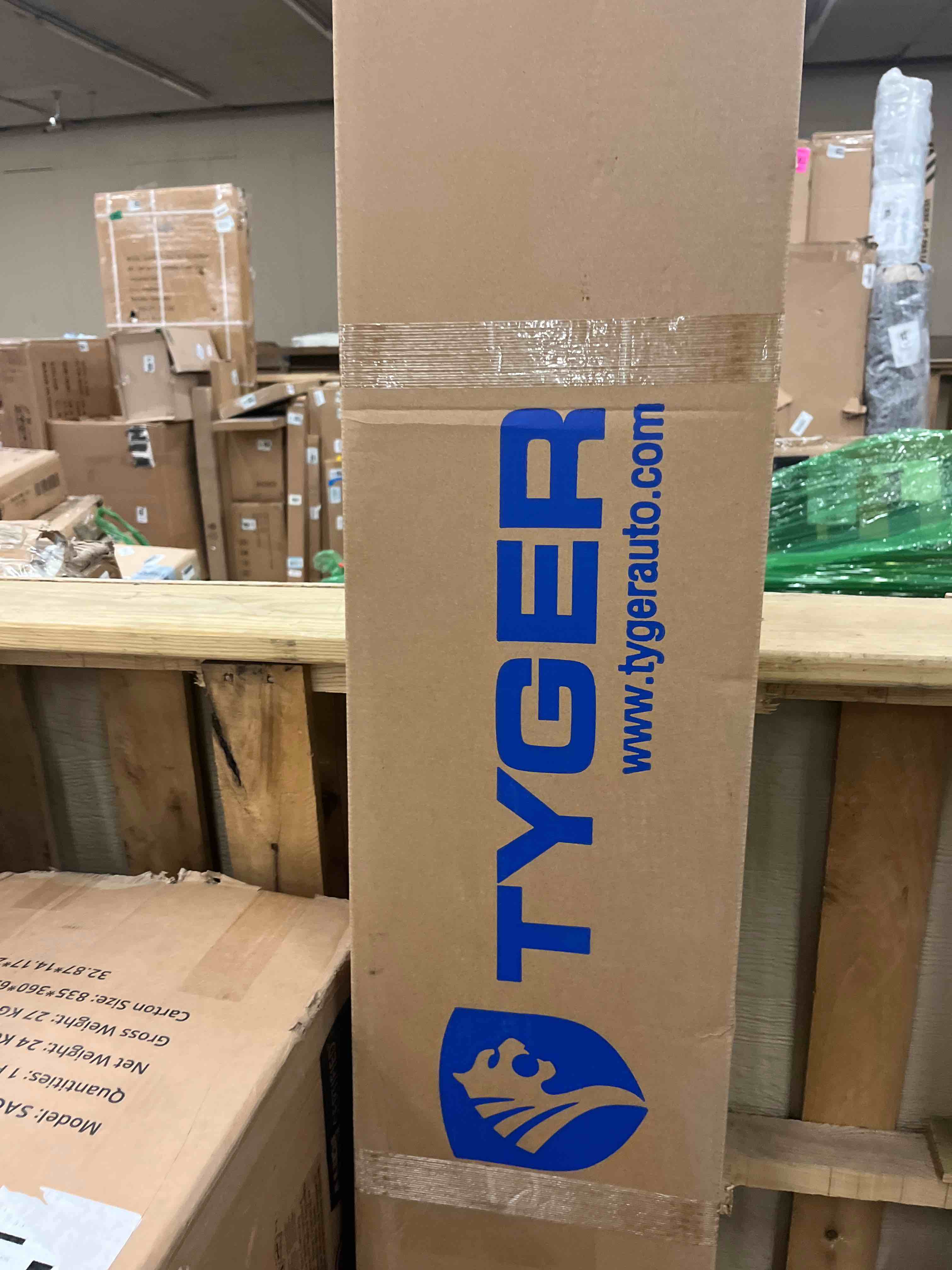 Condition photo showing New/Like New for Tyger Auto T1 Soft Roll-up Truck Bed Tonneau Cover Compatible with 2021-2026 Ford F-150; Lightning | 5.5' (67") Bed | TG-BC1F9064