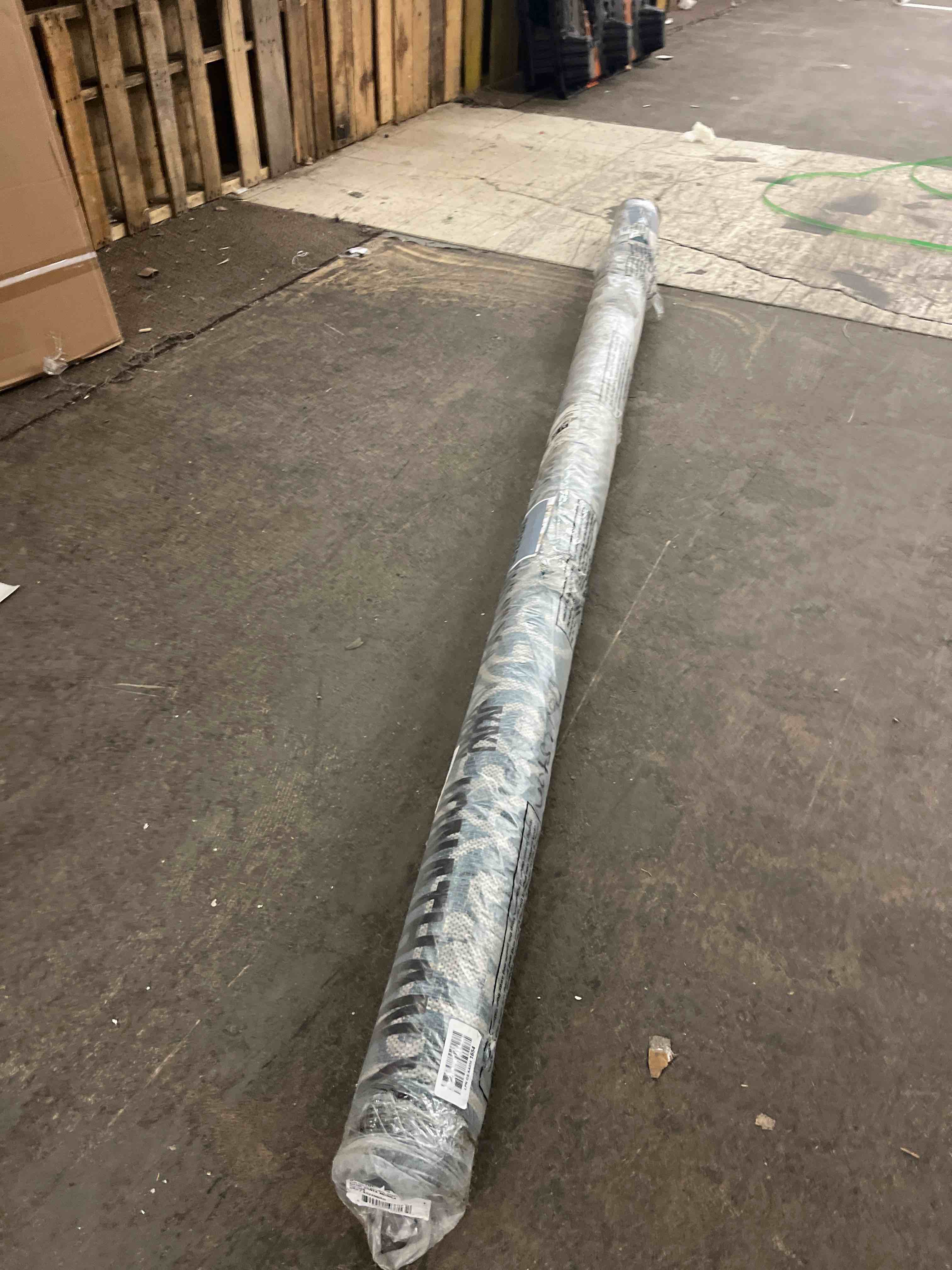 Condition photo showing New/Like New for JONATHAN Y Vintage Filigree Indoor Outdoor Area Rug 9X12 feet Teal/Gray, Charleston Textured Weave for Backyard, Patio, Porch, Easy-Cleaning, High Traffic, Pet-Friendly, Non-Shedding (SMB106F-9)