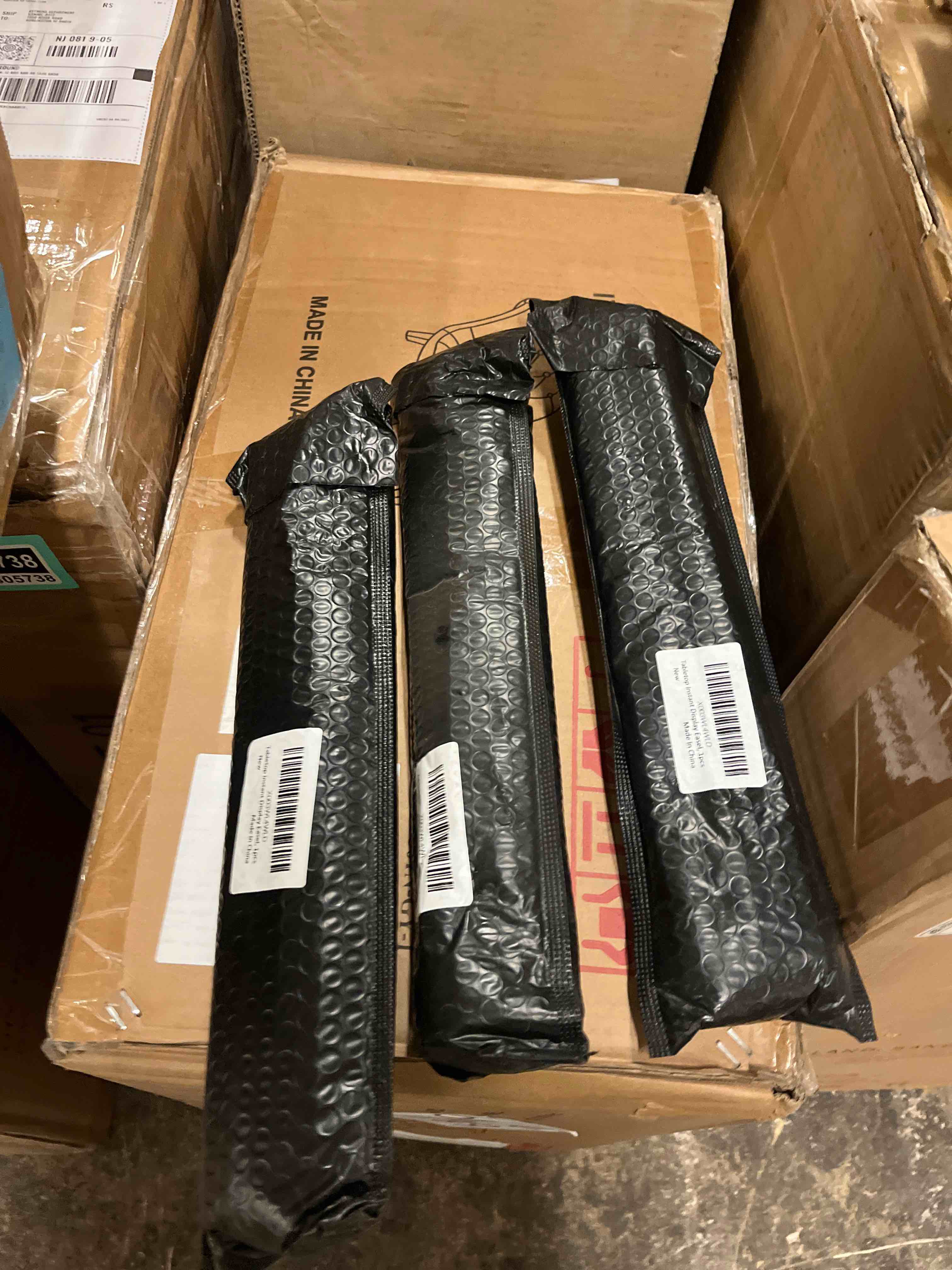 Condition photo showing New/Like New for AROIC 63 "Easel Stand for Display, 6 Pack Portable Foldable Metal Easel, Easels for Signs Wedding Logos,Arts, Painting,Adjustable Floor Easels with 6 Storage Bag