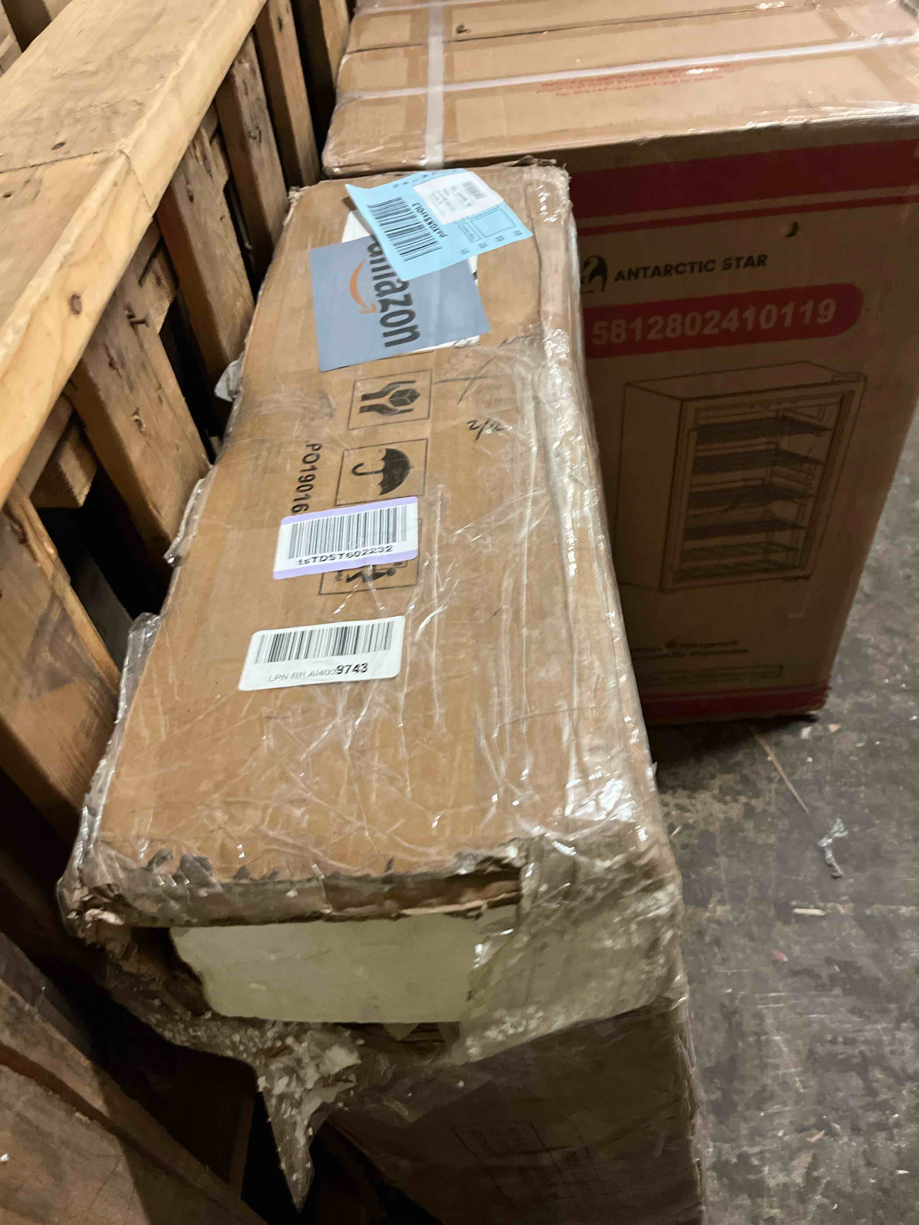 Condition photo showing Good Condition for Tribesigns 47" Dining Table, Wood Walnut Kitchen Table with Heavy Duty Pedestal for Dining Room