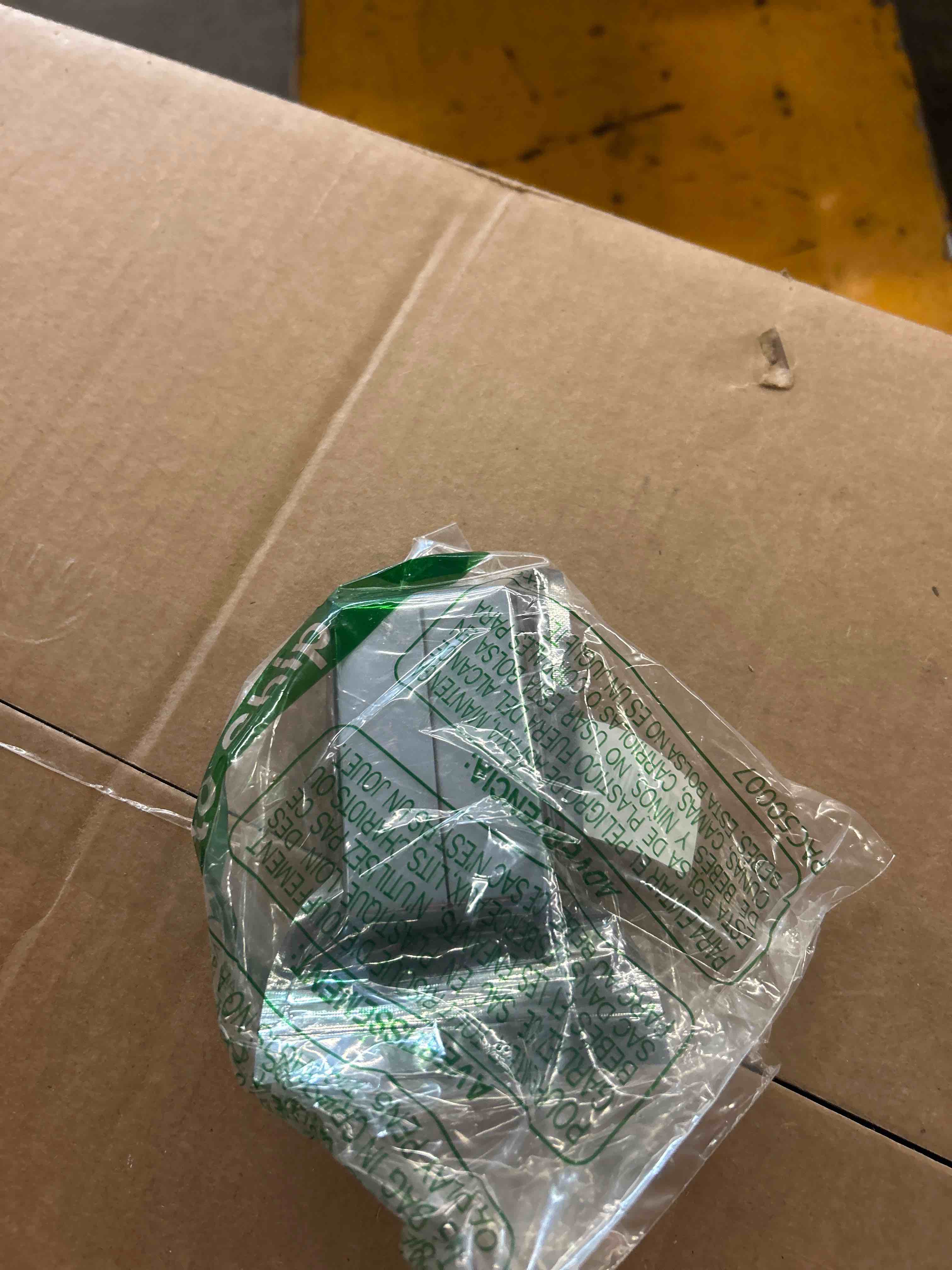 Condition photo showing New/Like New for 2-pack ba15d led bulb 8w 18858 light bulb s4361 bayonet bulb 120v double contact bayonet base for singer, brother, kenmore sewing machine bulb 15t7dc light bulb 80w equivalent warm white 3000k