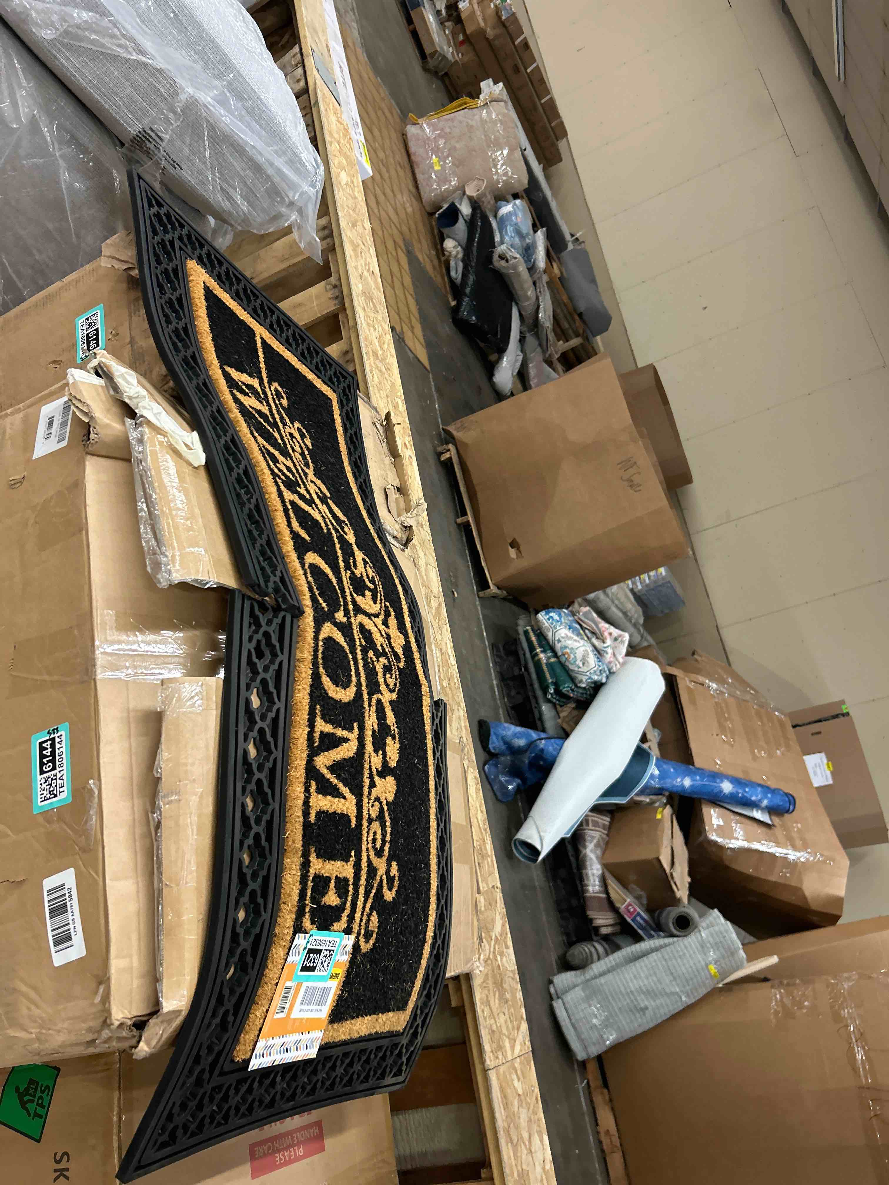 Condition photo showing New/Like New for chesapeake coir rubber natural black non-slip indoor doormat (22 in. x 47 in.)