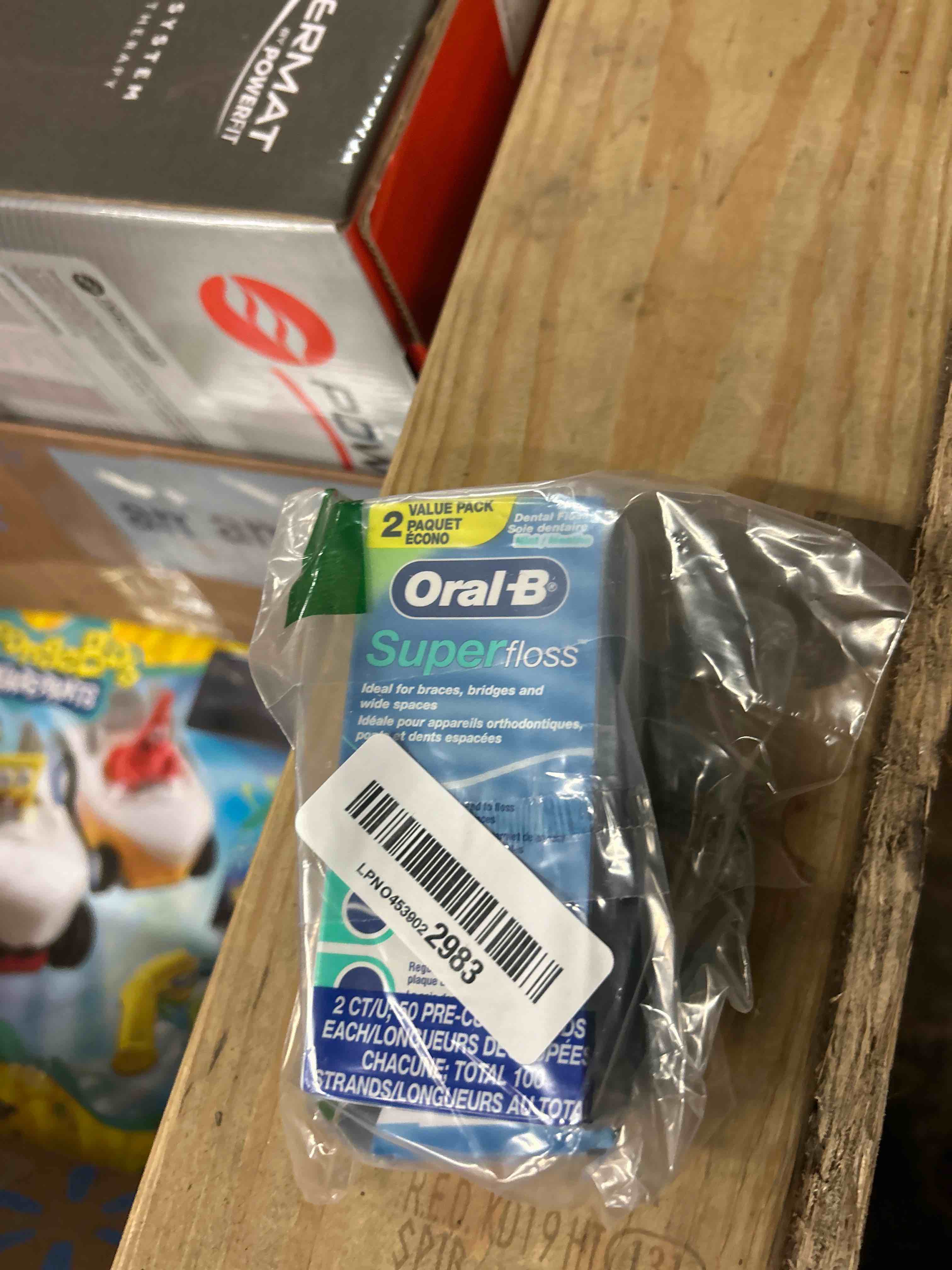 Condition photo showing New/Like New for oral-b super floss pre-cut strands dental floss for bridges braces and wide spaces 100 strands