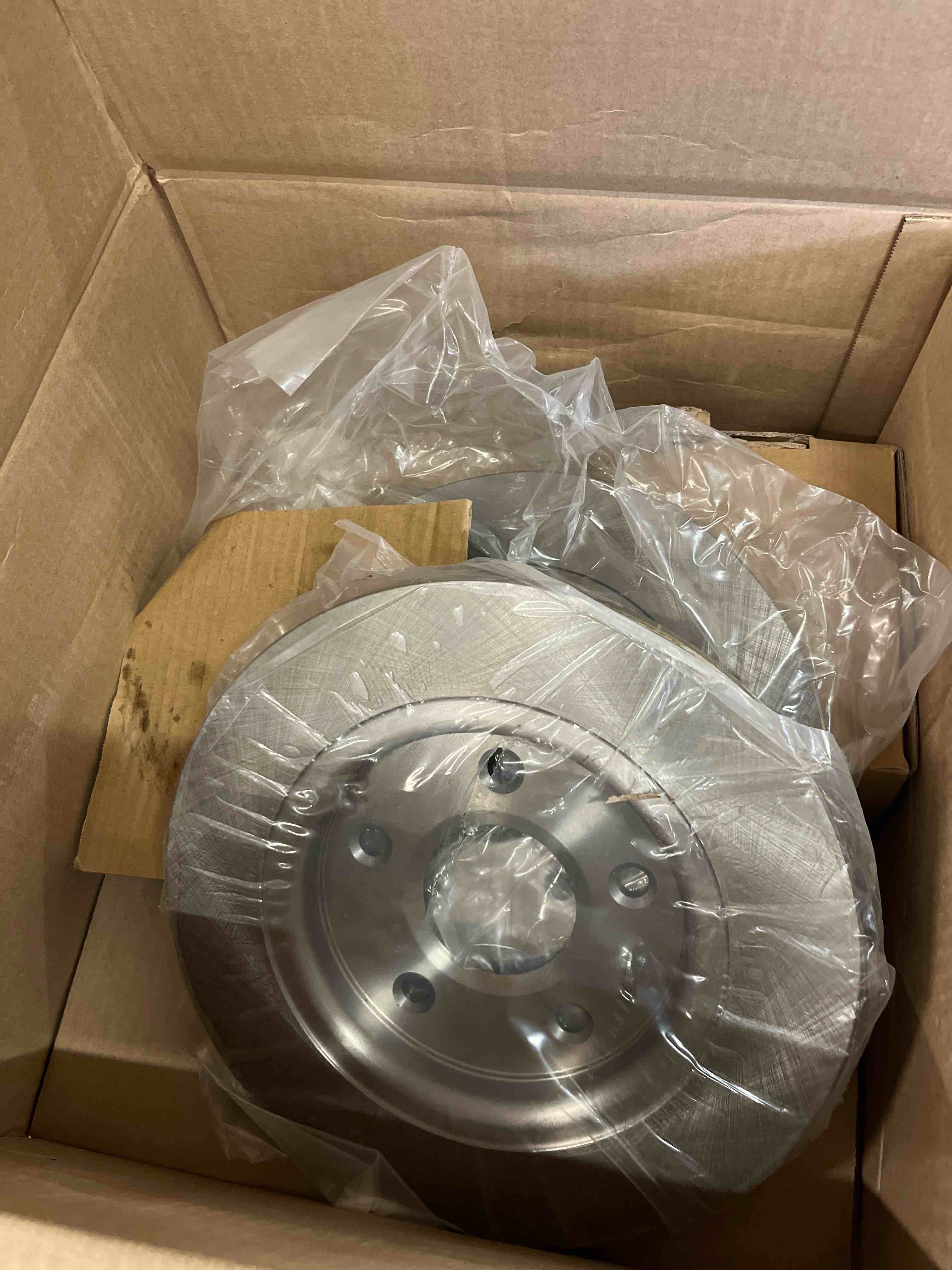 Condition photo showing New/Like New for a-premium 11.02 inch (280mm) front vented disc brake rotors + ceramic pads kit compatible with select hyundai and kia models - elantra, elantra coupe, elantra gt, for veloster, forte, forte koup