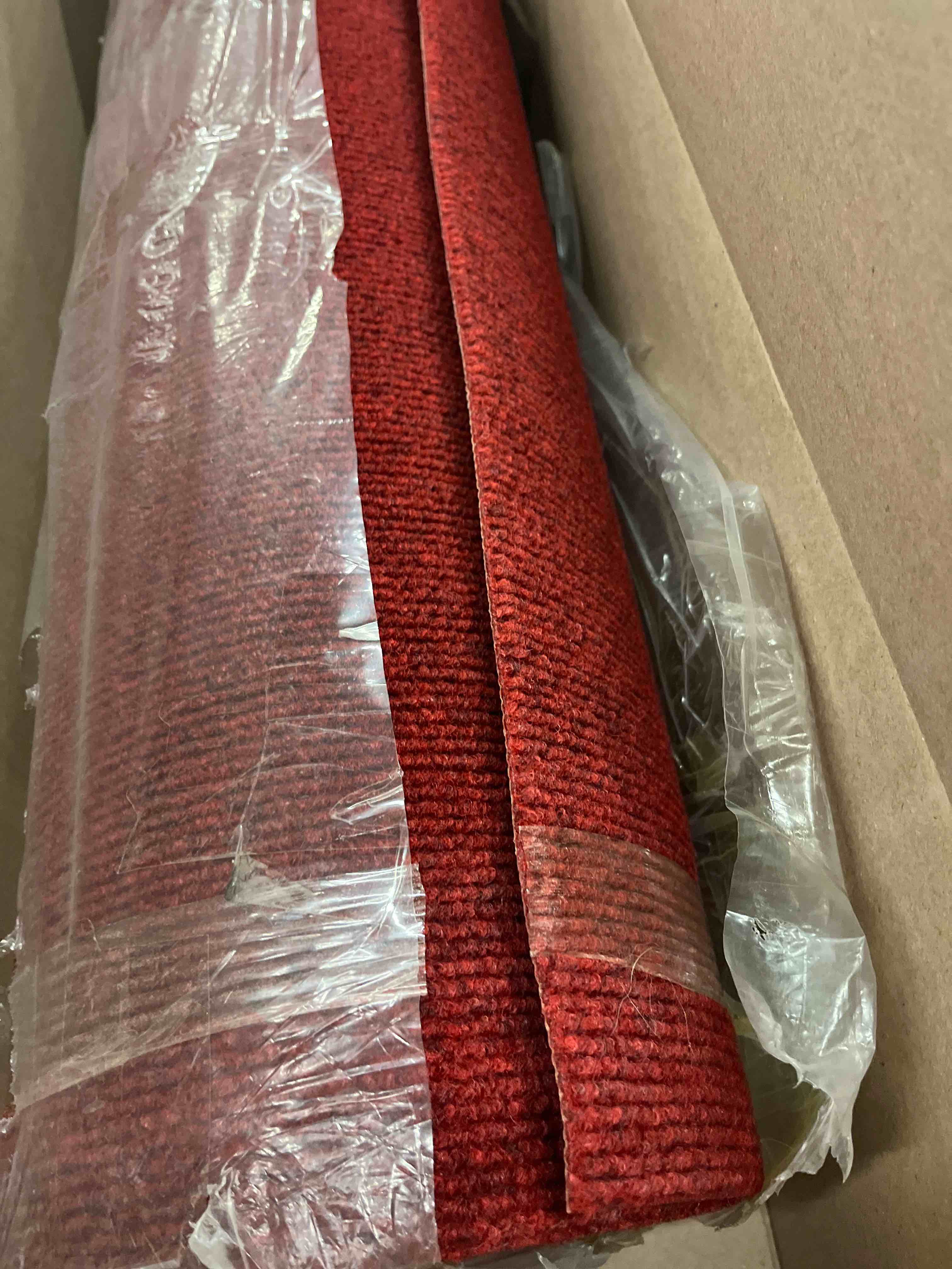 Condition photo showing New/Like New for 3'x16.4' outdoor floor mat hallway runner rug double stripes non-slip commercial carpet runner entrance mat for indoor entryway balcony kitchen stair laundry (wine red, 3 x 16.4 feet)