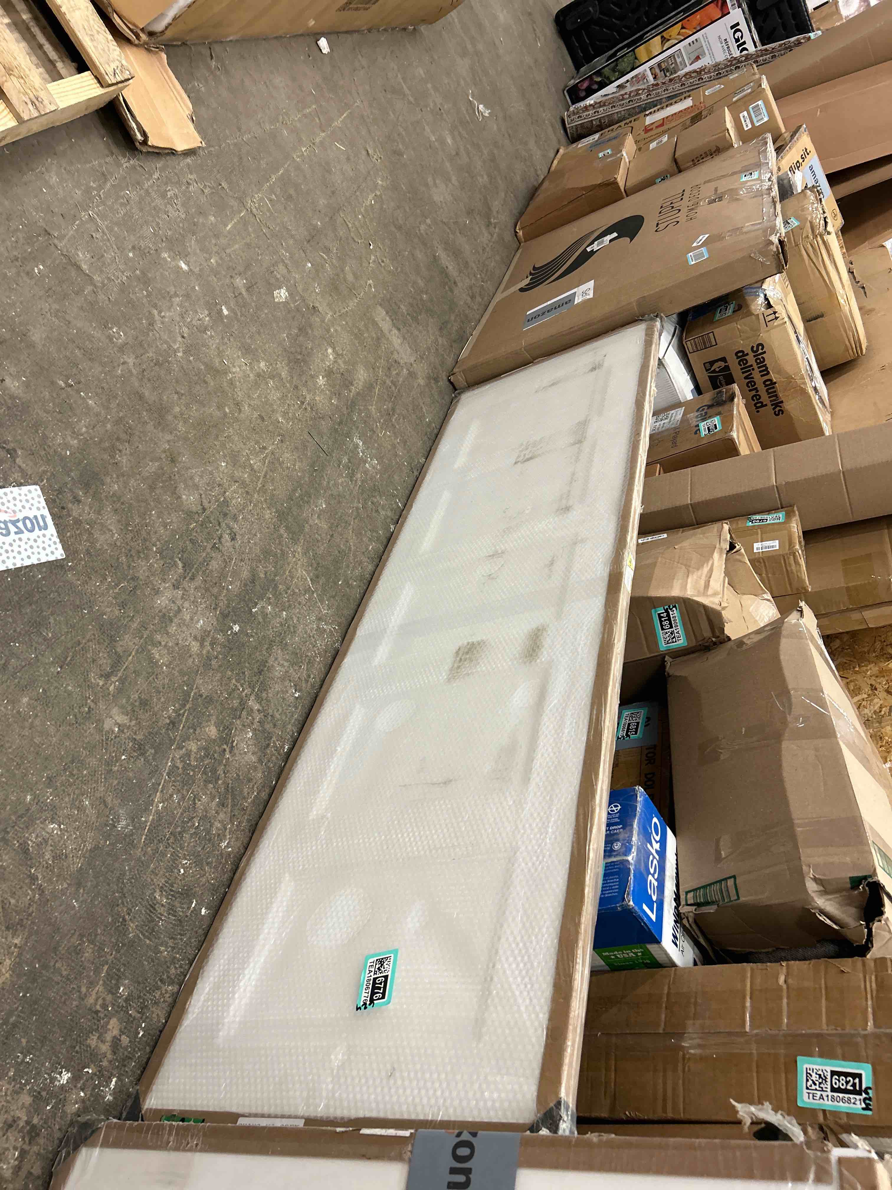 Condition photo showing New/Like New for barnsmith 24x80 in 5-panel white primed molded door slab, shaker style paintable hollow core interior door panel, for swing, pocket, sliding door, durable and lightweight, no assembly required