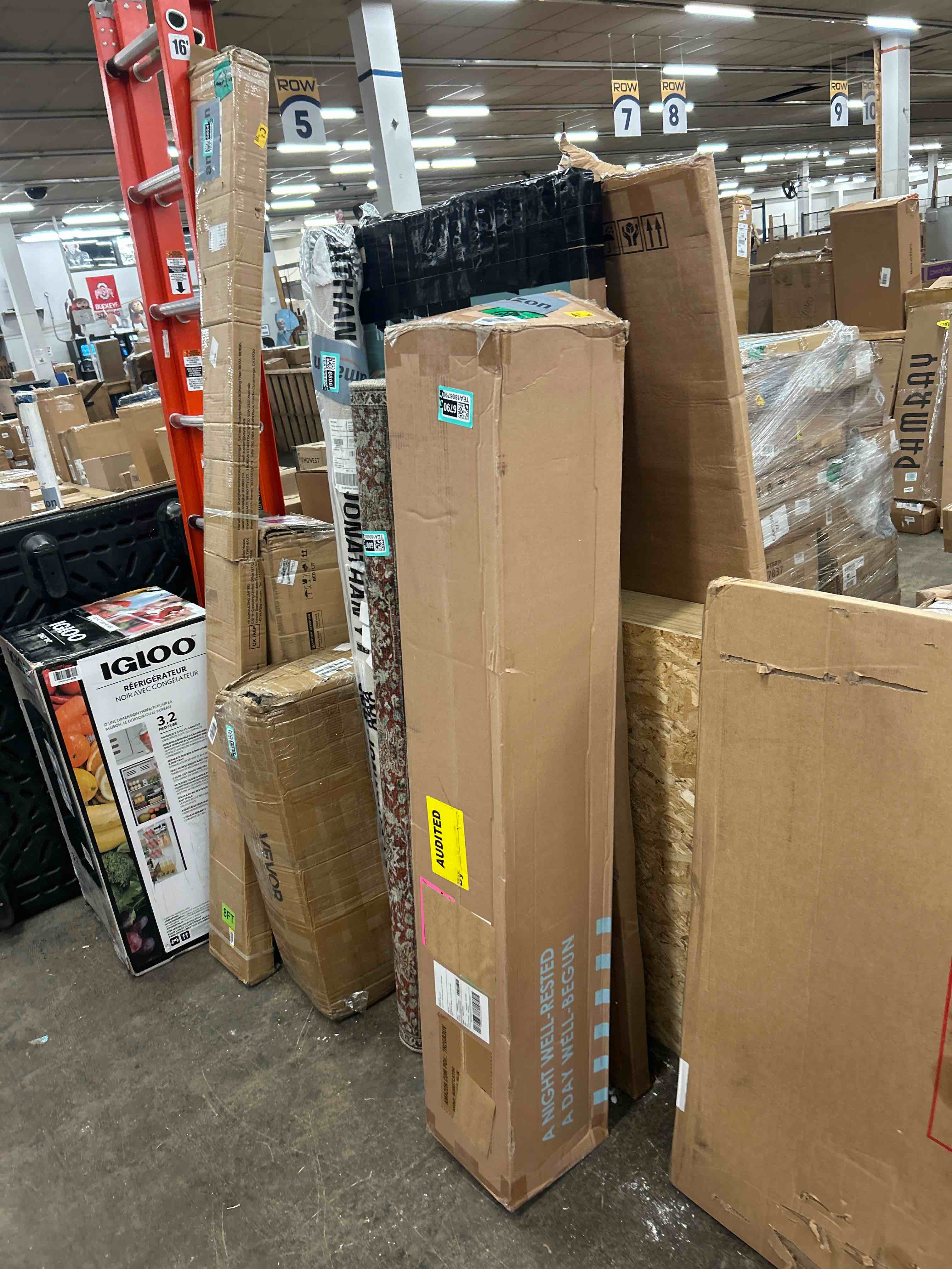 Condition photo showing New/Like New for best price mattress 8 inch queen mattress bed-in-a-box, green tea memory foam