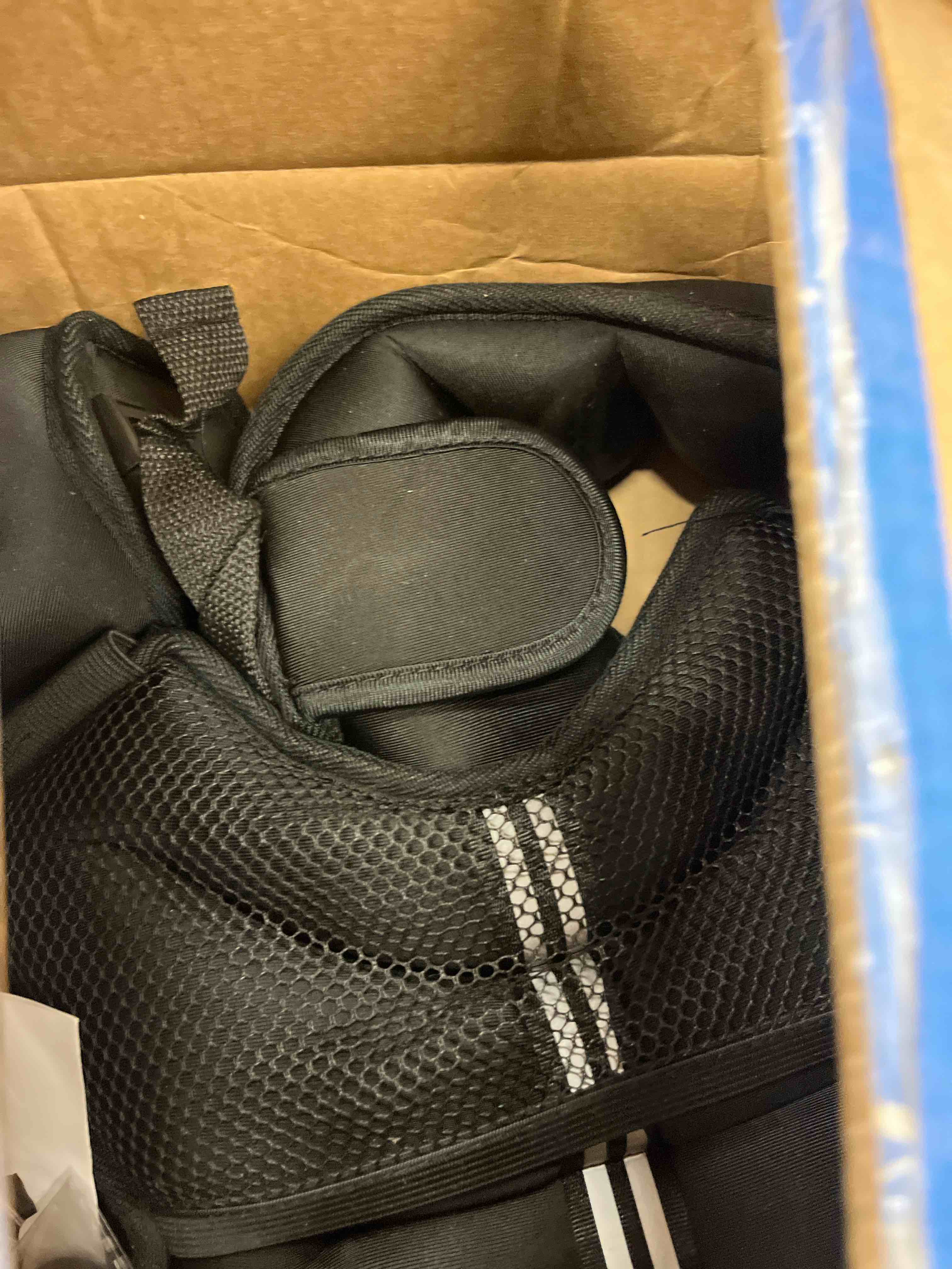 Condition photo showing Good Condition for zelus weighted vest, 6lb/8lb/12lb/16lb/20lb/25lb/30lb weight vest with reflective stripe for workout, strength training, running, fitness, muscle building, weight loss, weightlifting