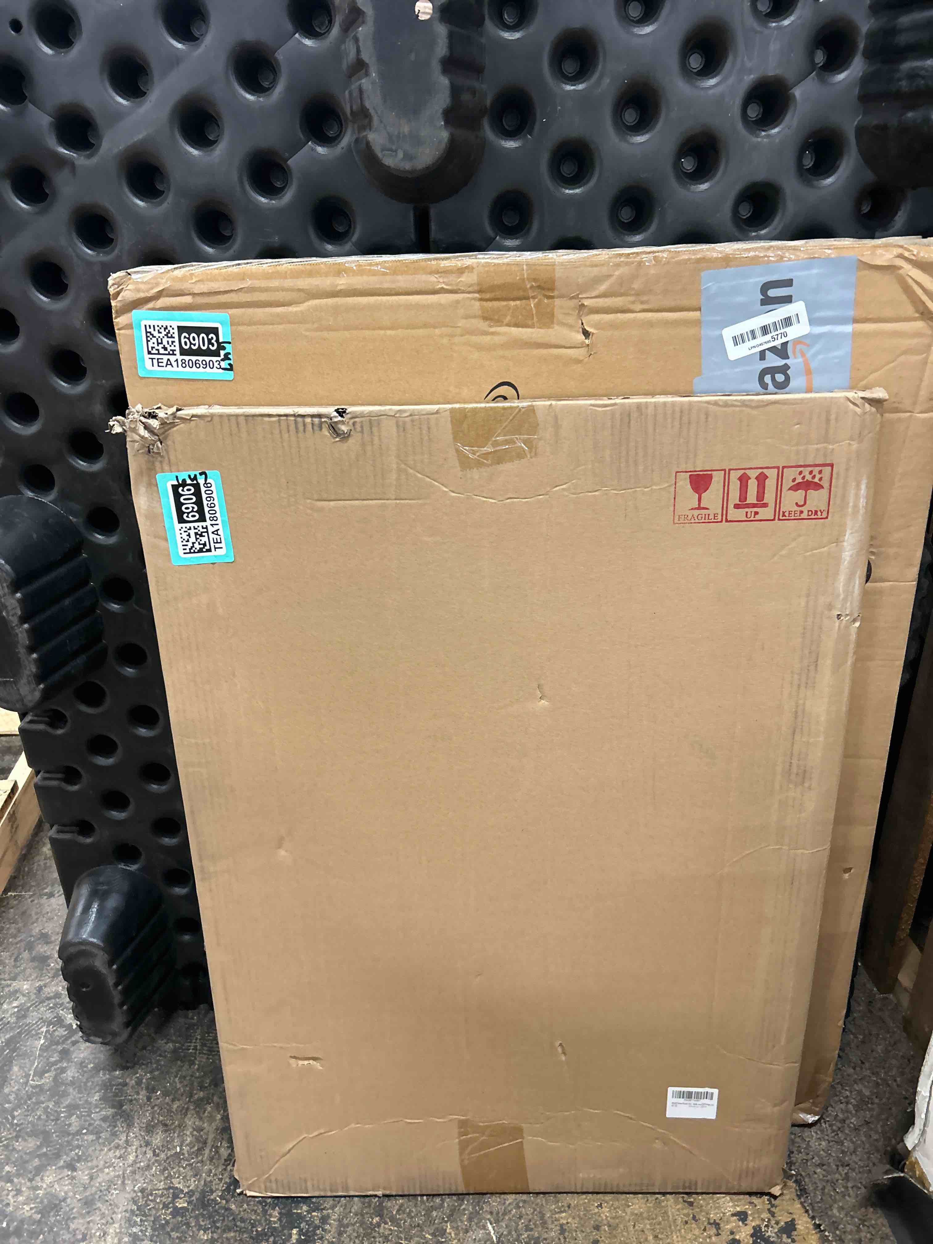 Condition photo showing New/Like New for 20x30 frame rustic grey, 30x20 picture poster frame, horizontal vertical hanging, large 20 by 30 wall gallery family concert portrait photo frame anniversary/birthday/wedding/thank you/christmas gift