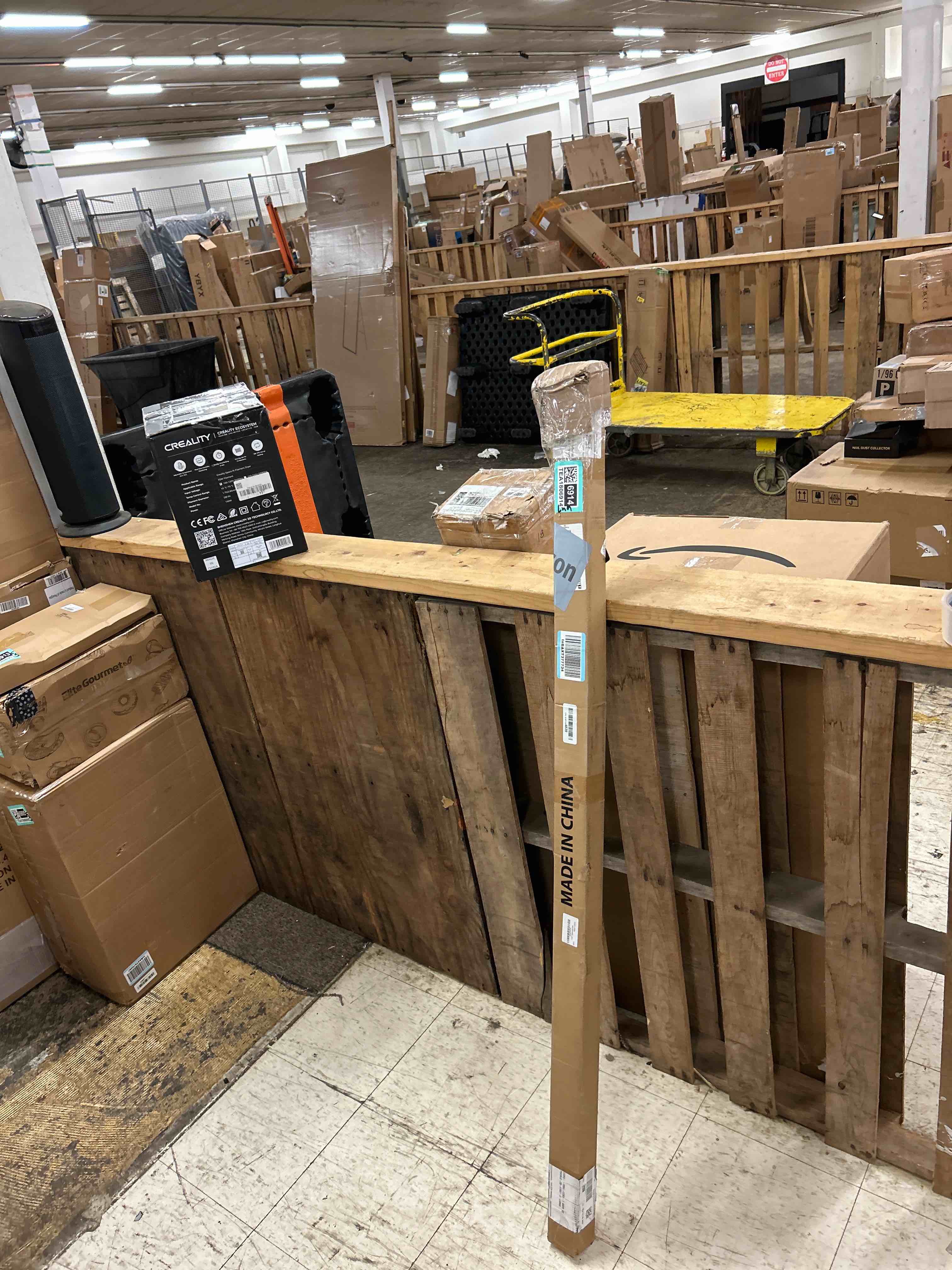 Condition photo showing New/Like New for 5-20ft telescoping pole, multi-purpose extension pole with easy flip lock, universal twist-on metal tip, lightweight sturdy aluminum paint roller extension pole for painting, window cleaning